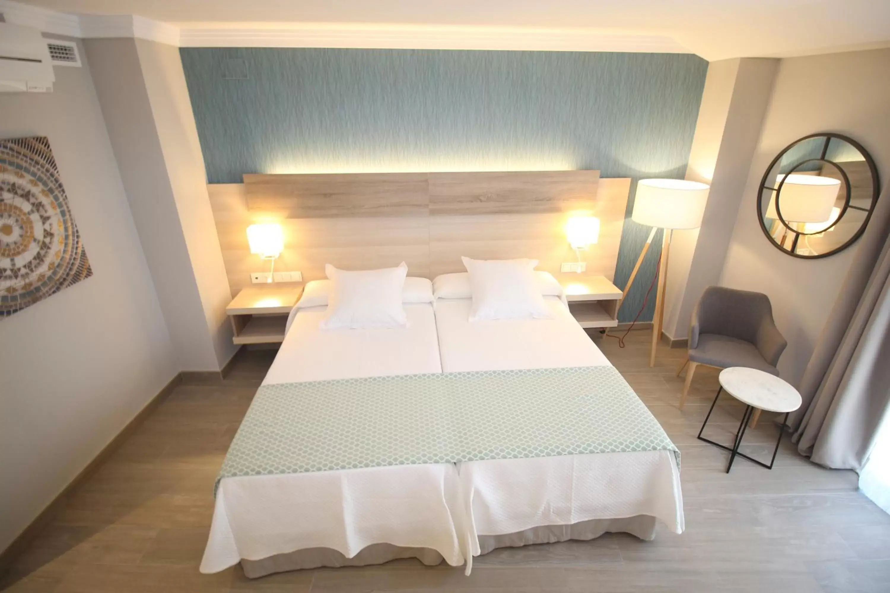 Photo of the whole room, Bed in Hotel Puerta del Mar