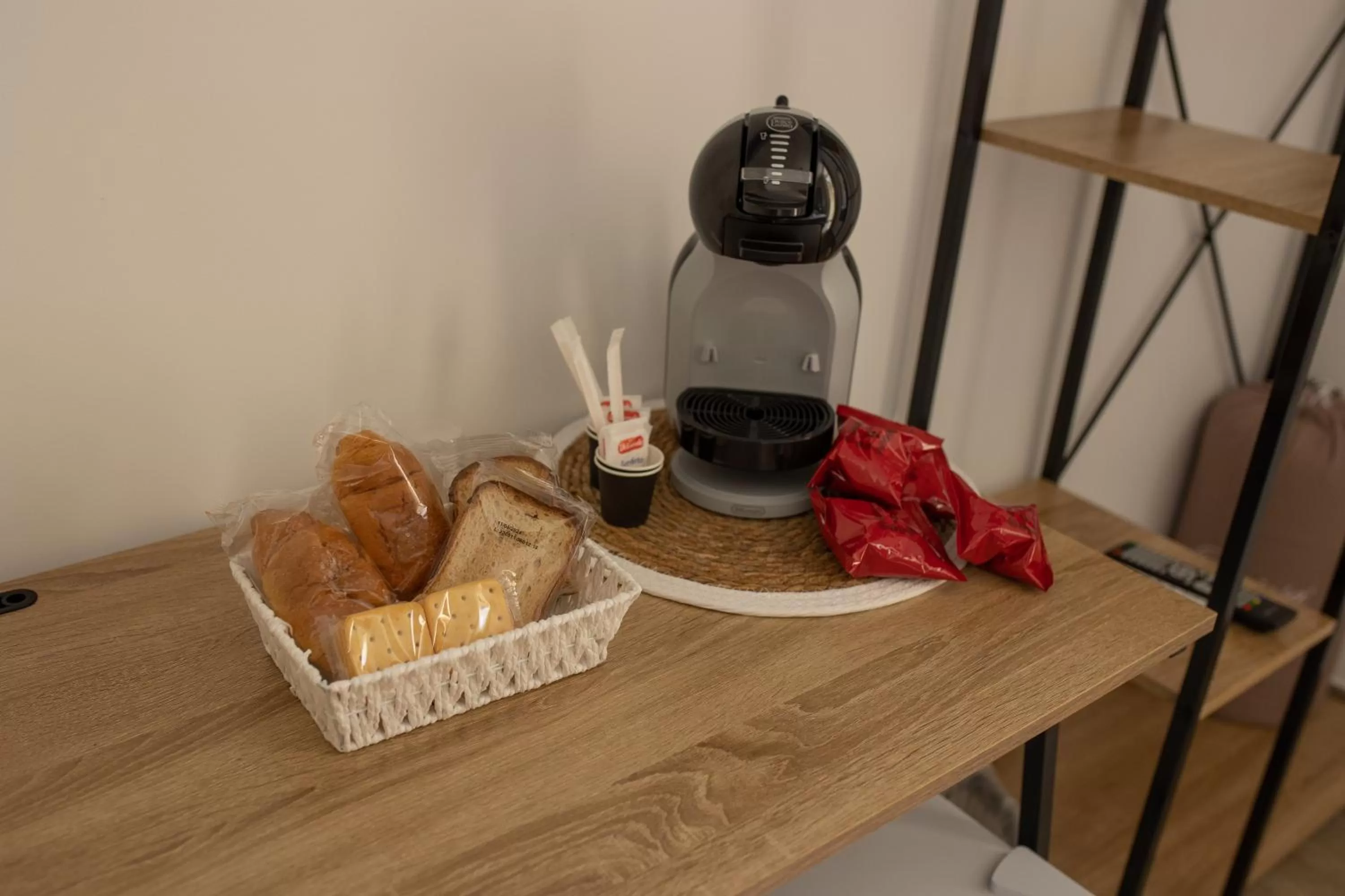 Coffee/tea facilities in Panta Rei