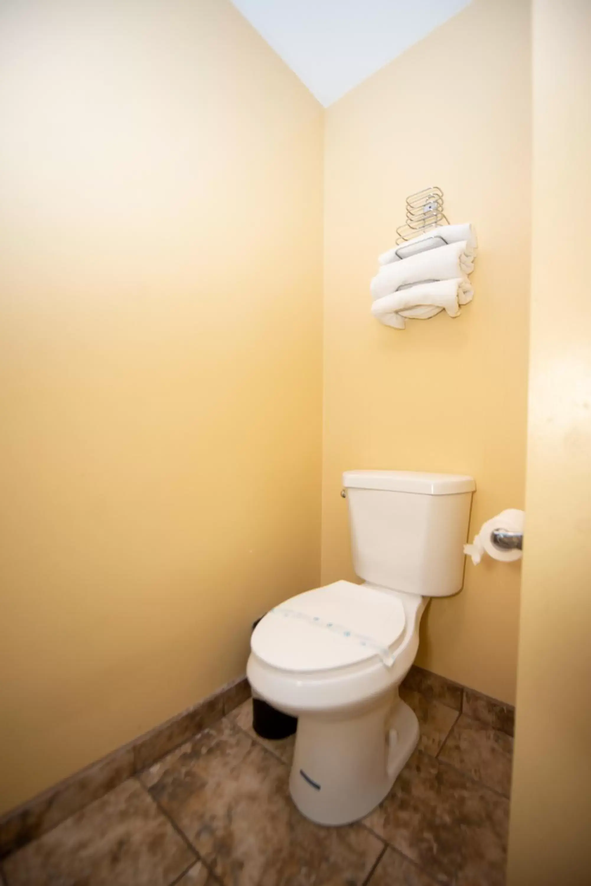 Bathroom in Casa Bella Inn- Huntington Park