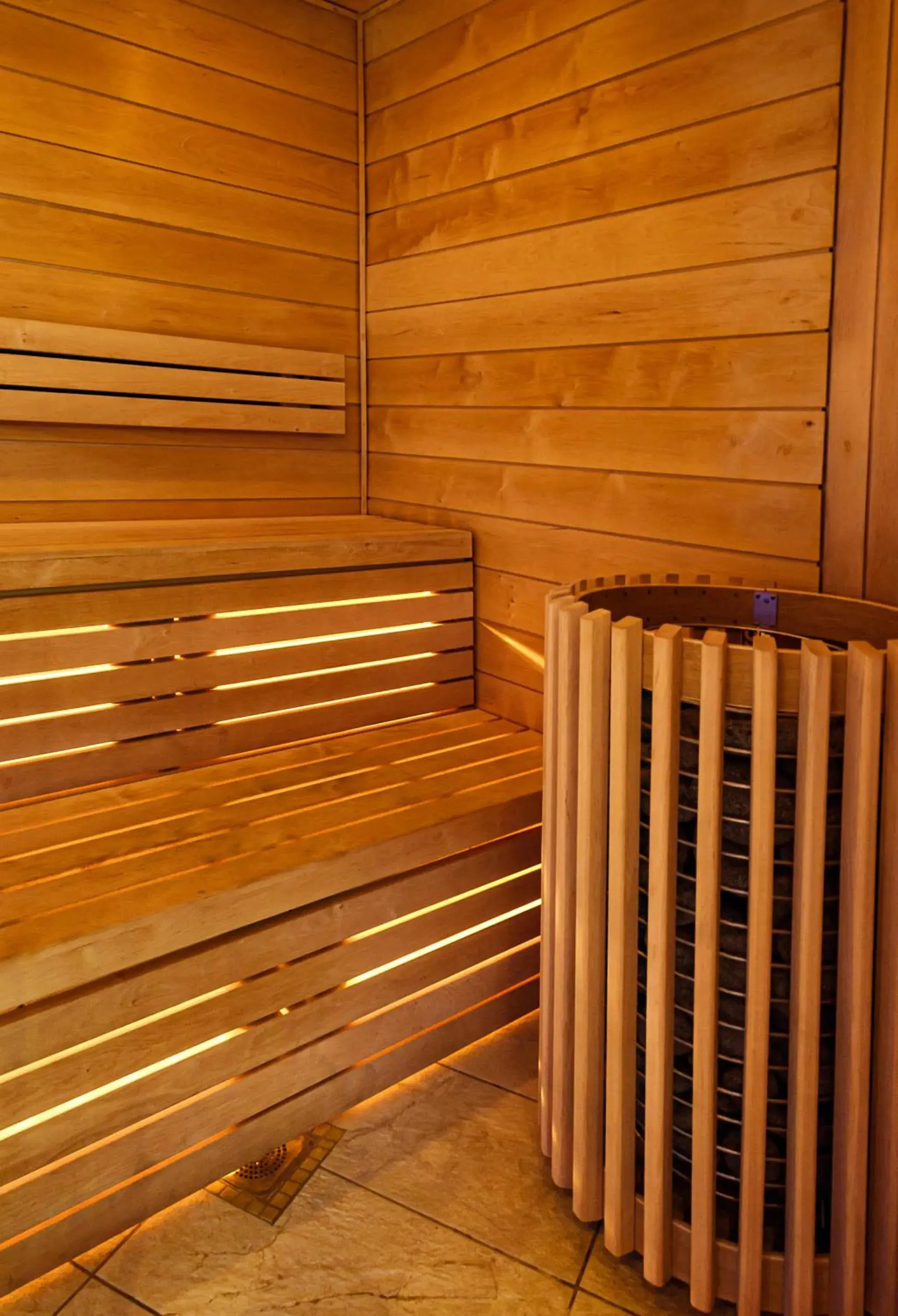 Sauna in Atrium Hotel Heathrow