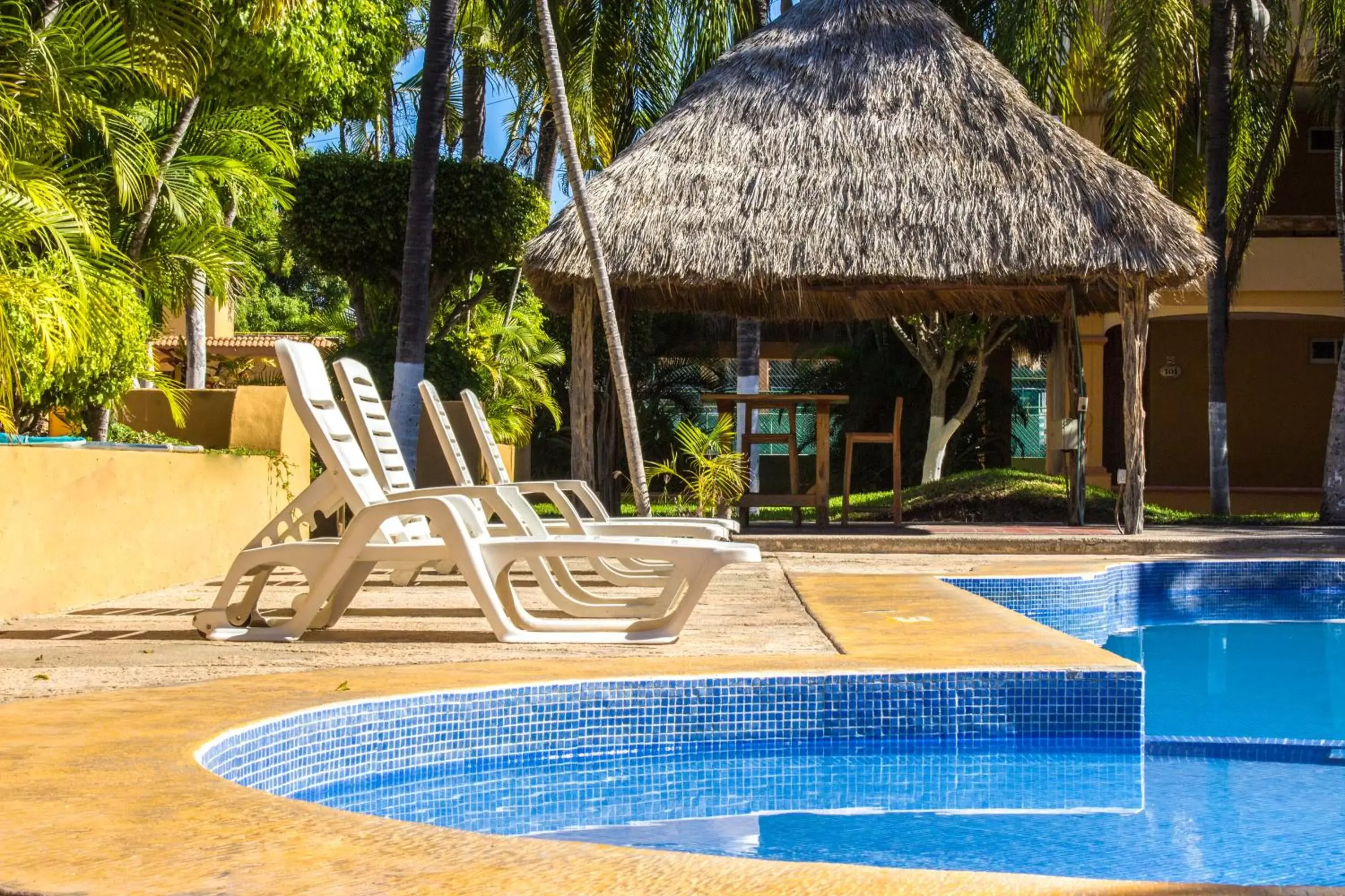 Swimming Pool in Hotel Margaritas