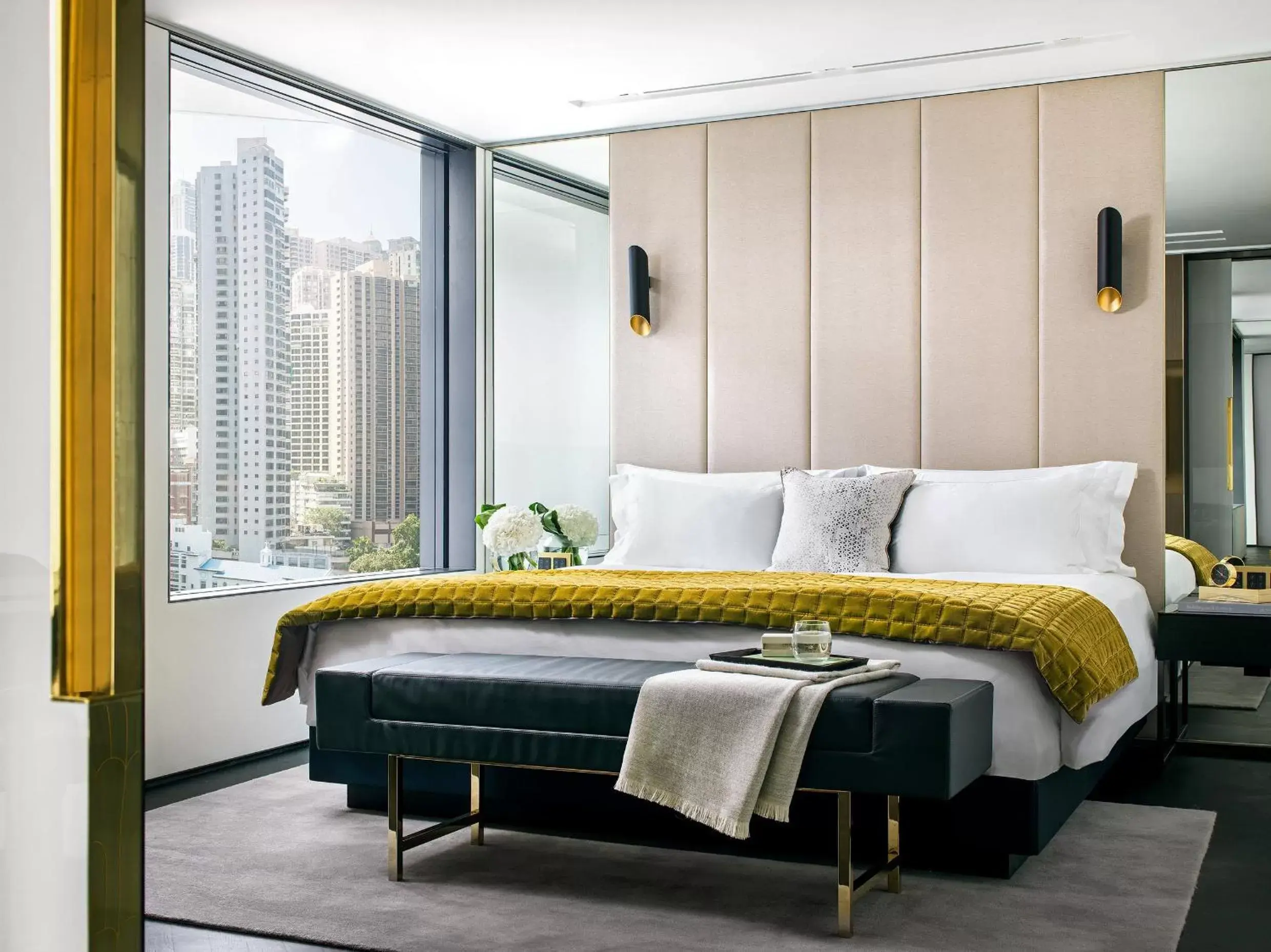 Photo of the whole room, Bed in The Murray, Hong Kong, a Niccolo Hotel