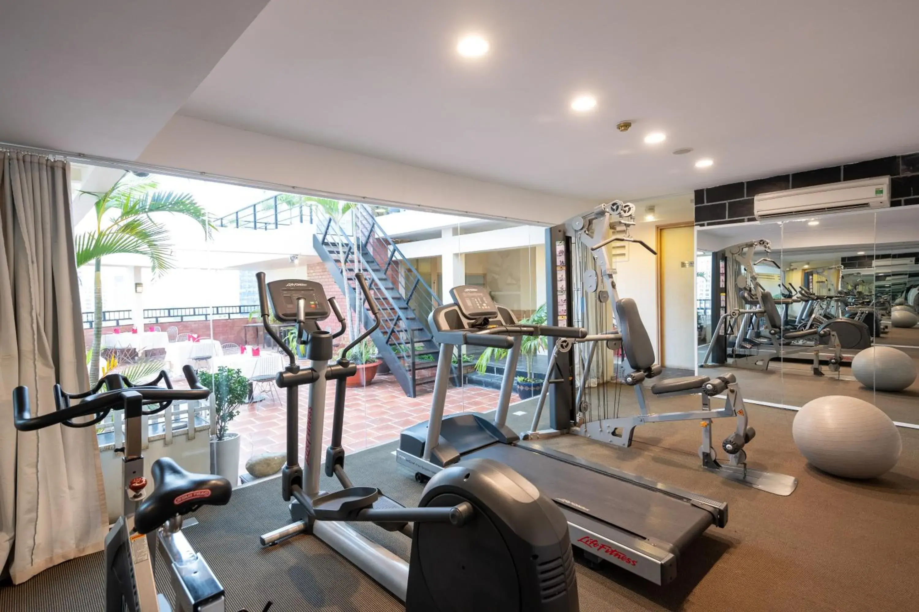 Fitness centre/facilities, Fitness Center/Facilities in Palace Hotel Saigon