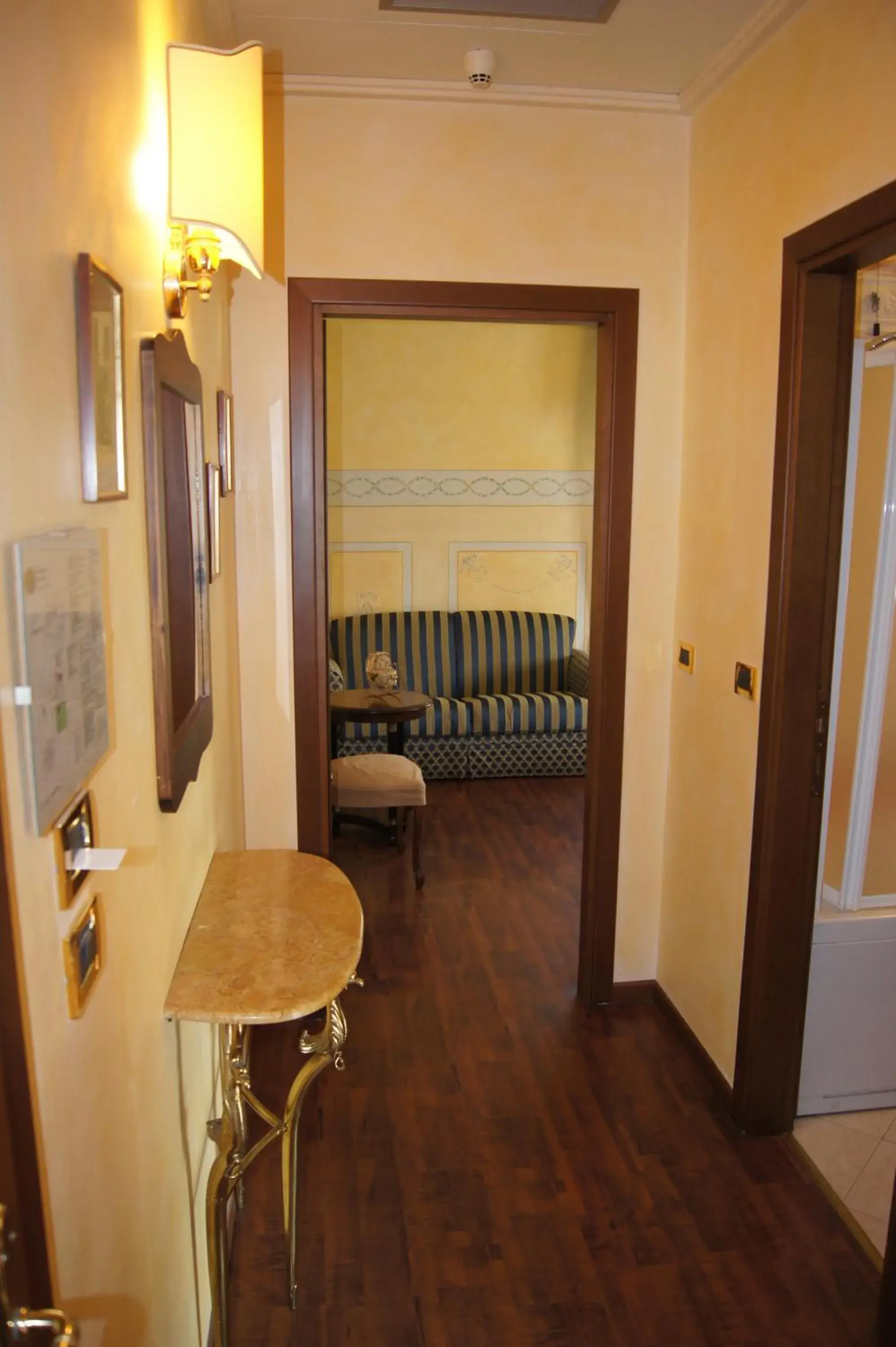 Decorative detail, Seating Area in Hotel Lugana Parco Al Lago