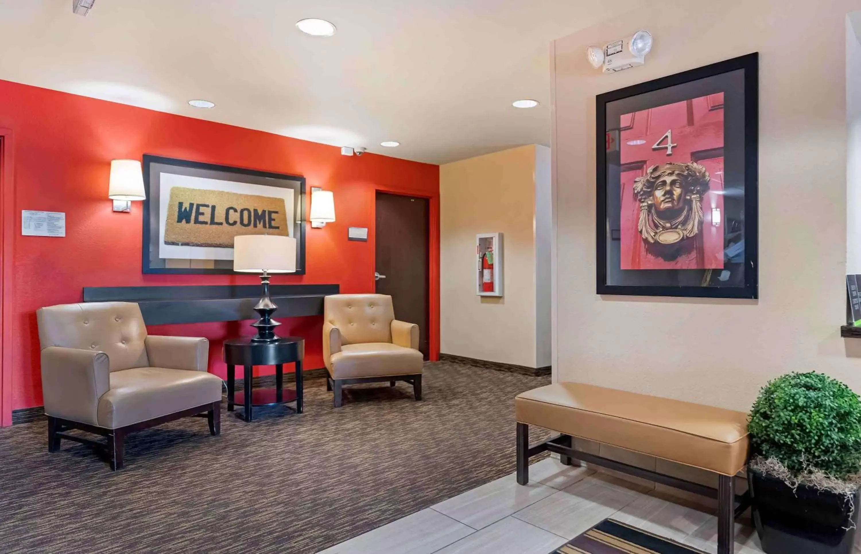 Lobby or reception, Seating Area in Extended Stay America Suites - Chicago - Hanover Park