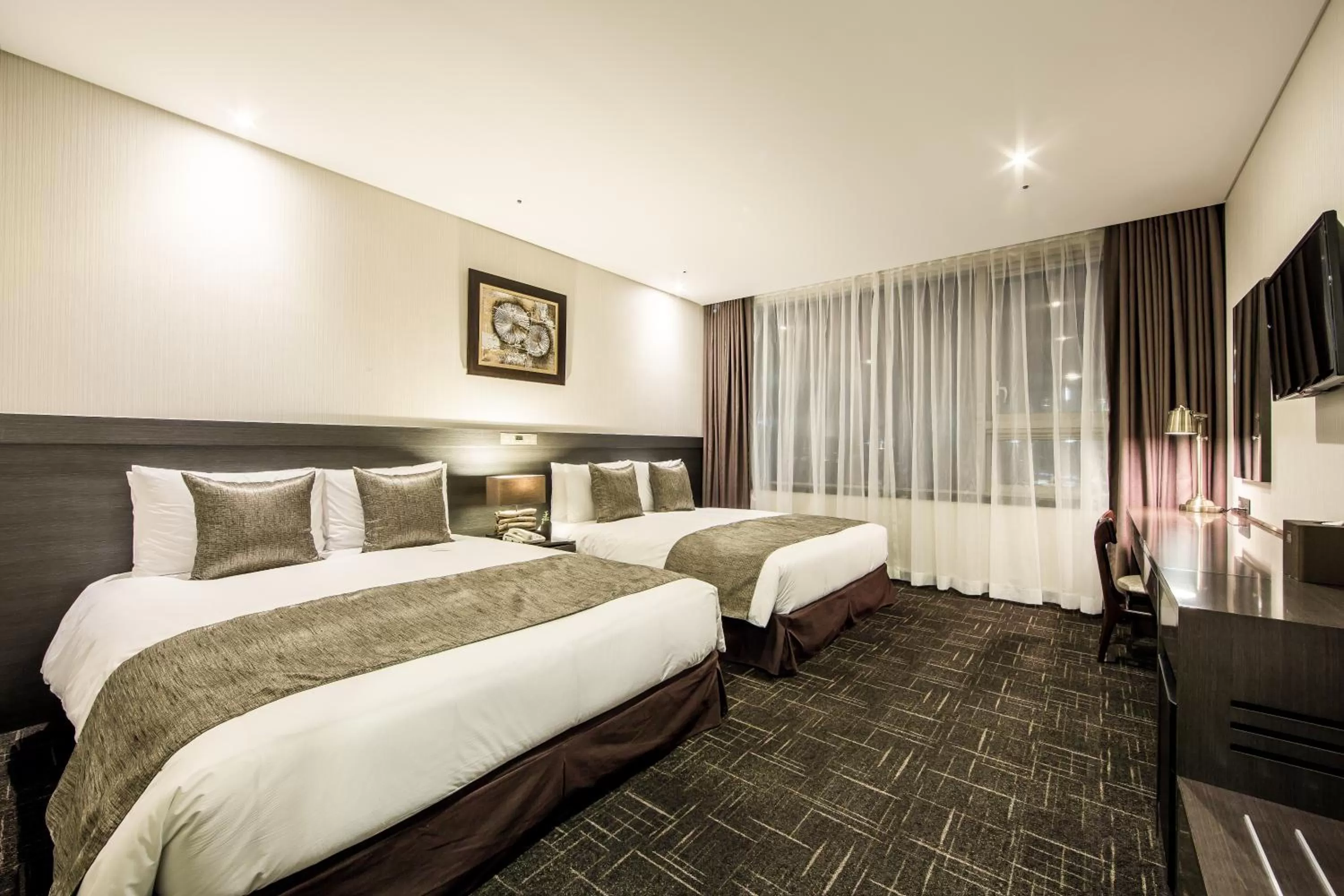 Family Twin Room in Golden Seoul Hotel