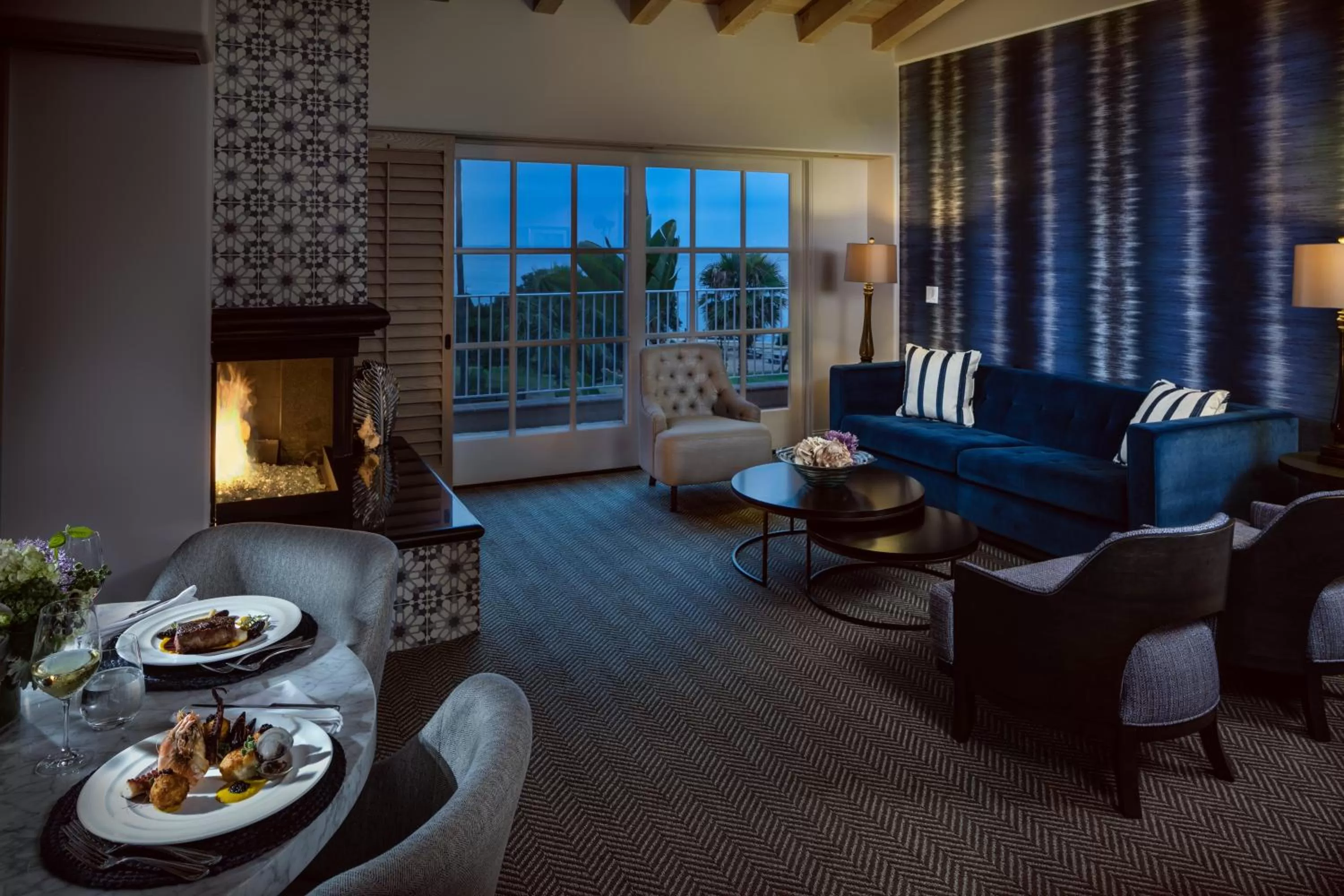 Living room in La Valencia Hotel