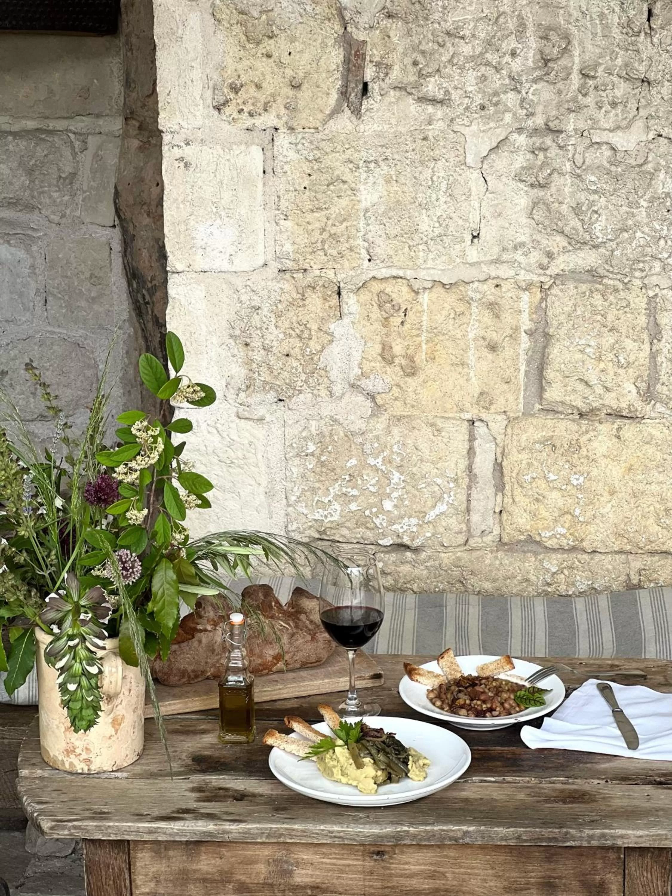 Food and drinks in Sextantio Le Grotte Della Civita