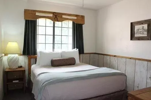 Bed in Copper King Lodge