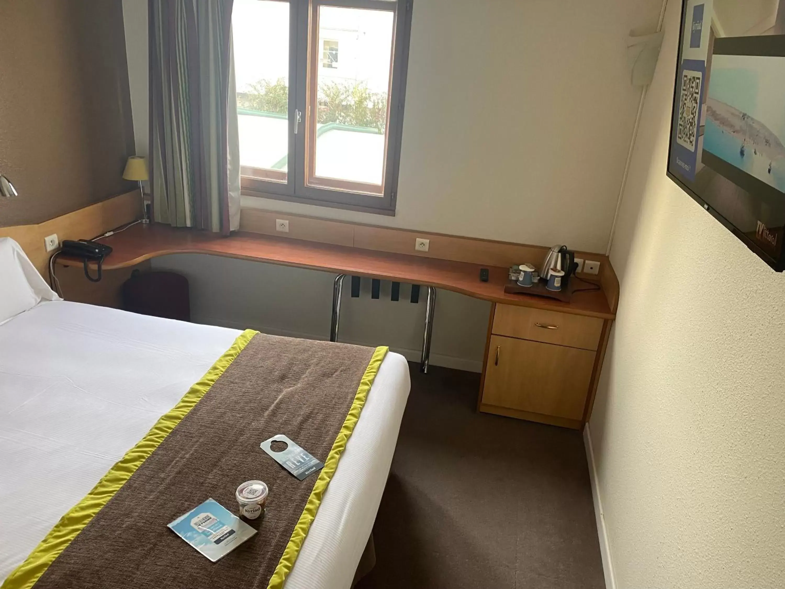 Double Room in Kyriad Montpellier Aéroport - Gare Sud de France Double Room in Kyriad Montpellier Aéroport - Gare Sud de France