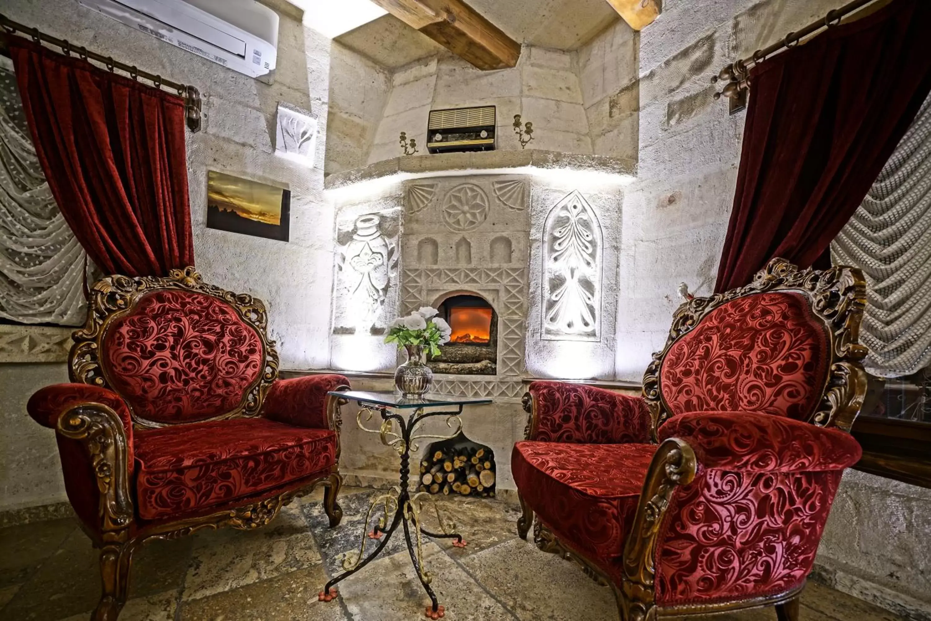 Living room, Seating Area in Maccan Cave Hotel