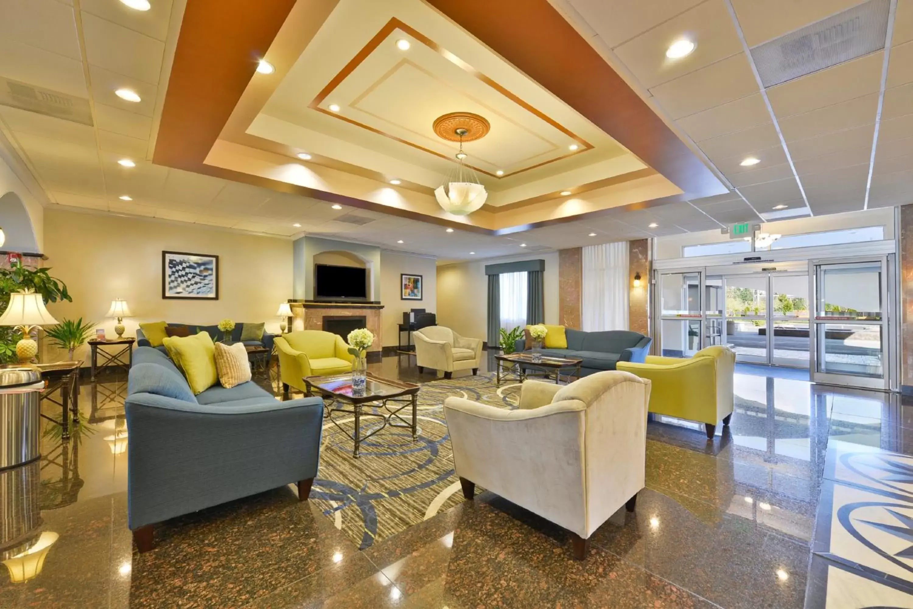 Lobby or reception, Lobby/Reception in Holiday Inn Express Hotel & Suites Tacoma South - Lakewood, an IHG Hotel