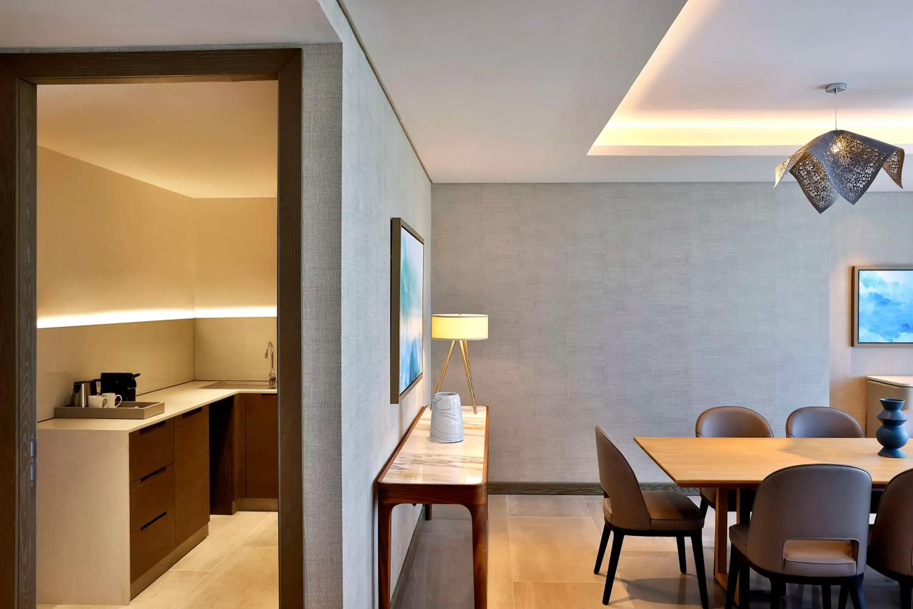 Kitchen or kitchenette in Hilton Abu Dhabi Yas Island