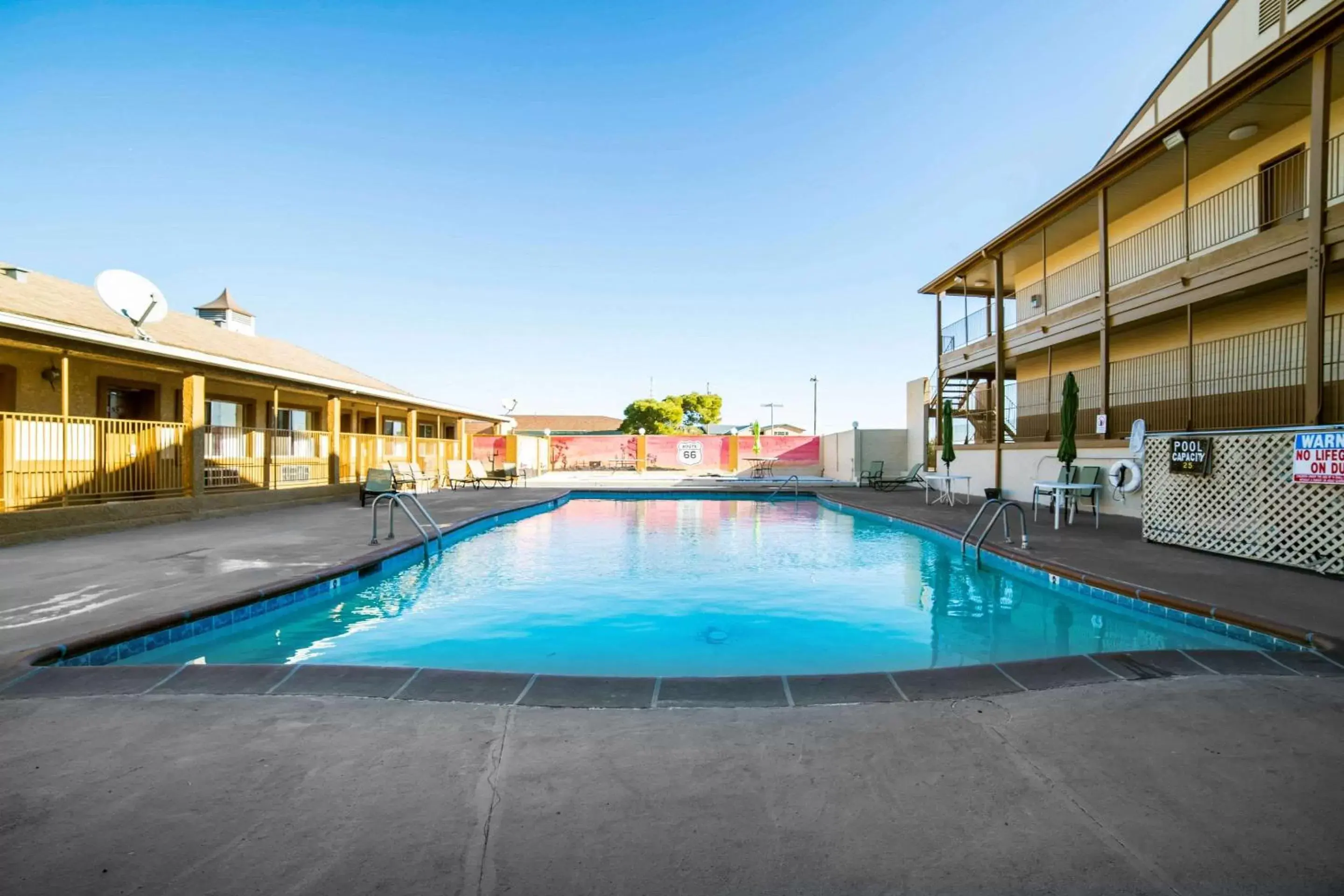 On site, Swimming Pool in Rodeway Inn Kingman Route 66