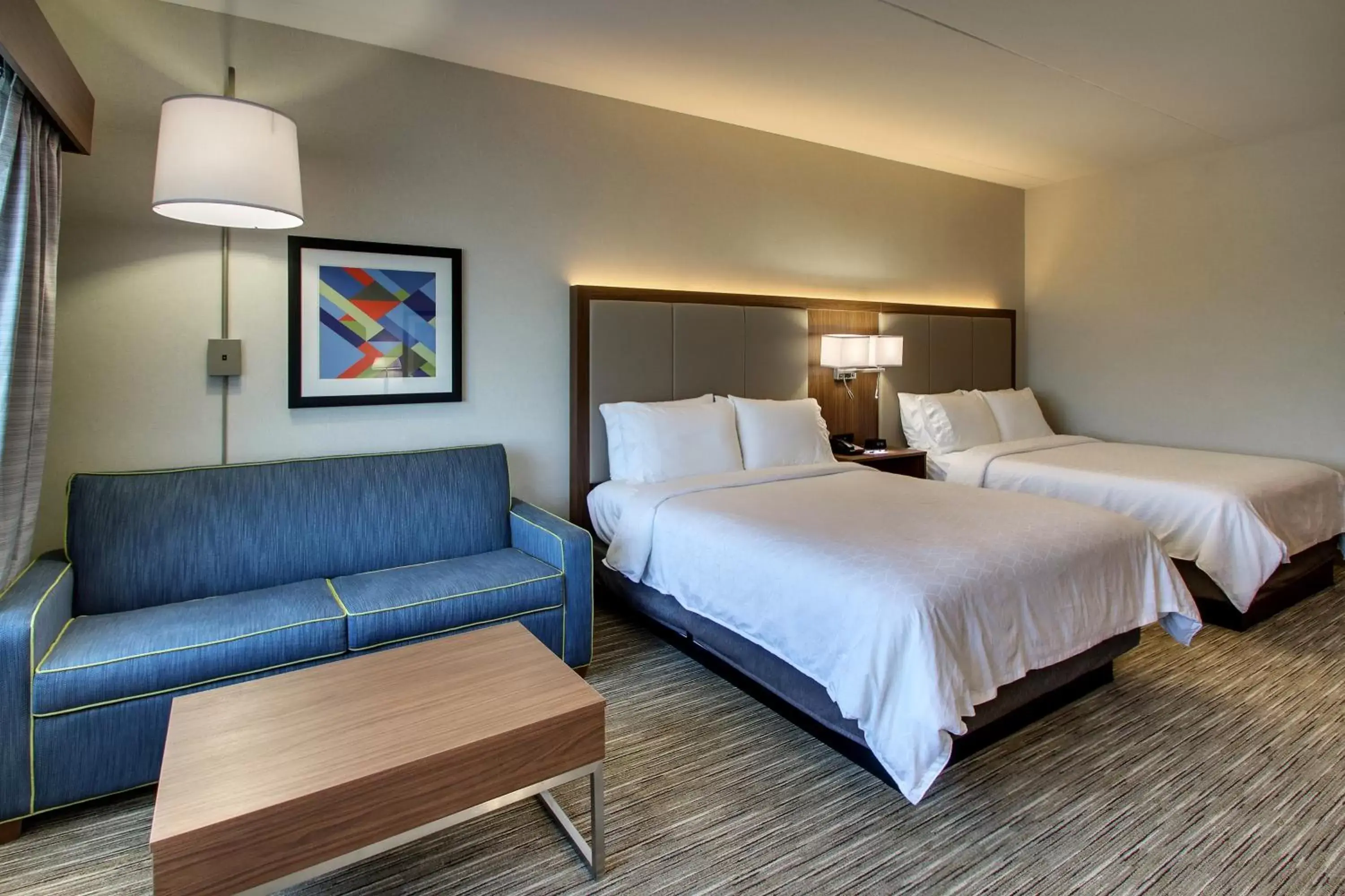 Room Photo in Holiday Inn Express & Suites Findlay North, an IHG Hotel