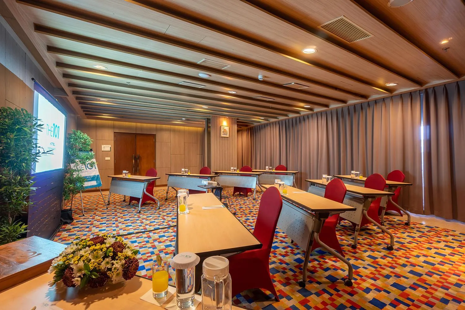 Meeting/conference room in THE 1O1 Yogyakarta Tugu