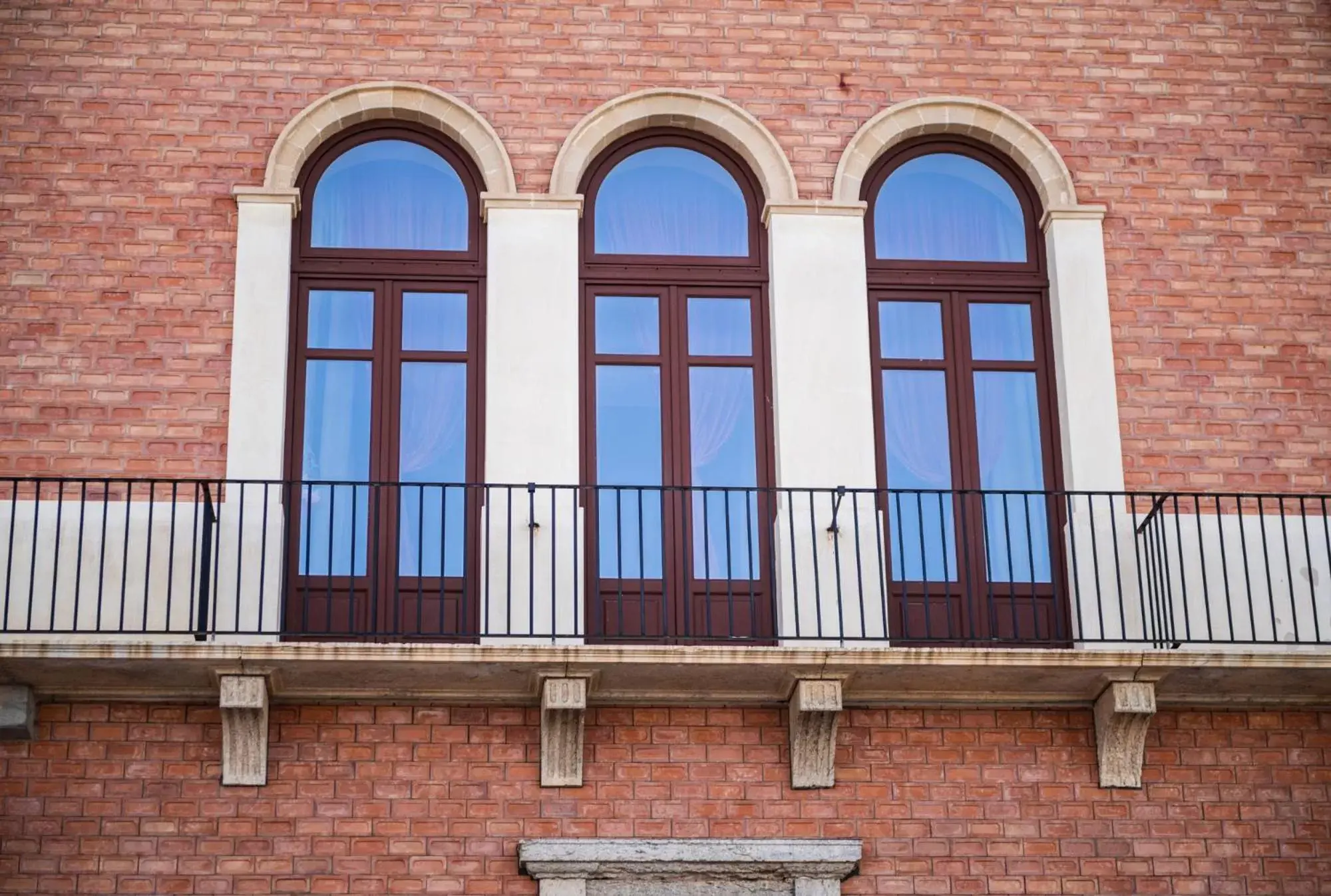 Property Building in Central Gallery Rooms- Palazzo D'Ali' Staiti XIX