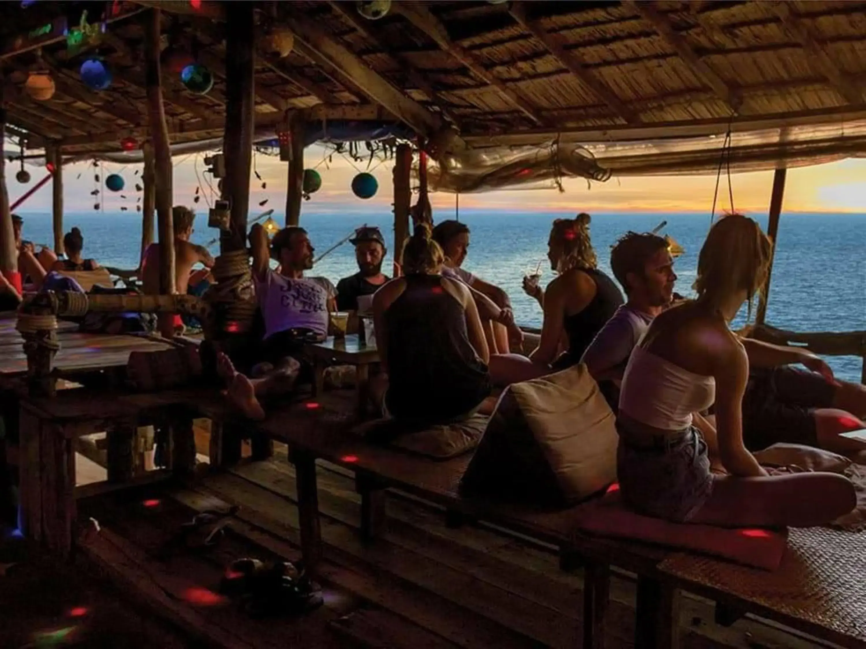 Lounge or bar in Lanta New Beach Bungalows - SHA Plus