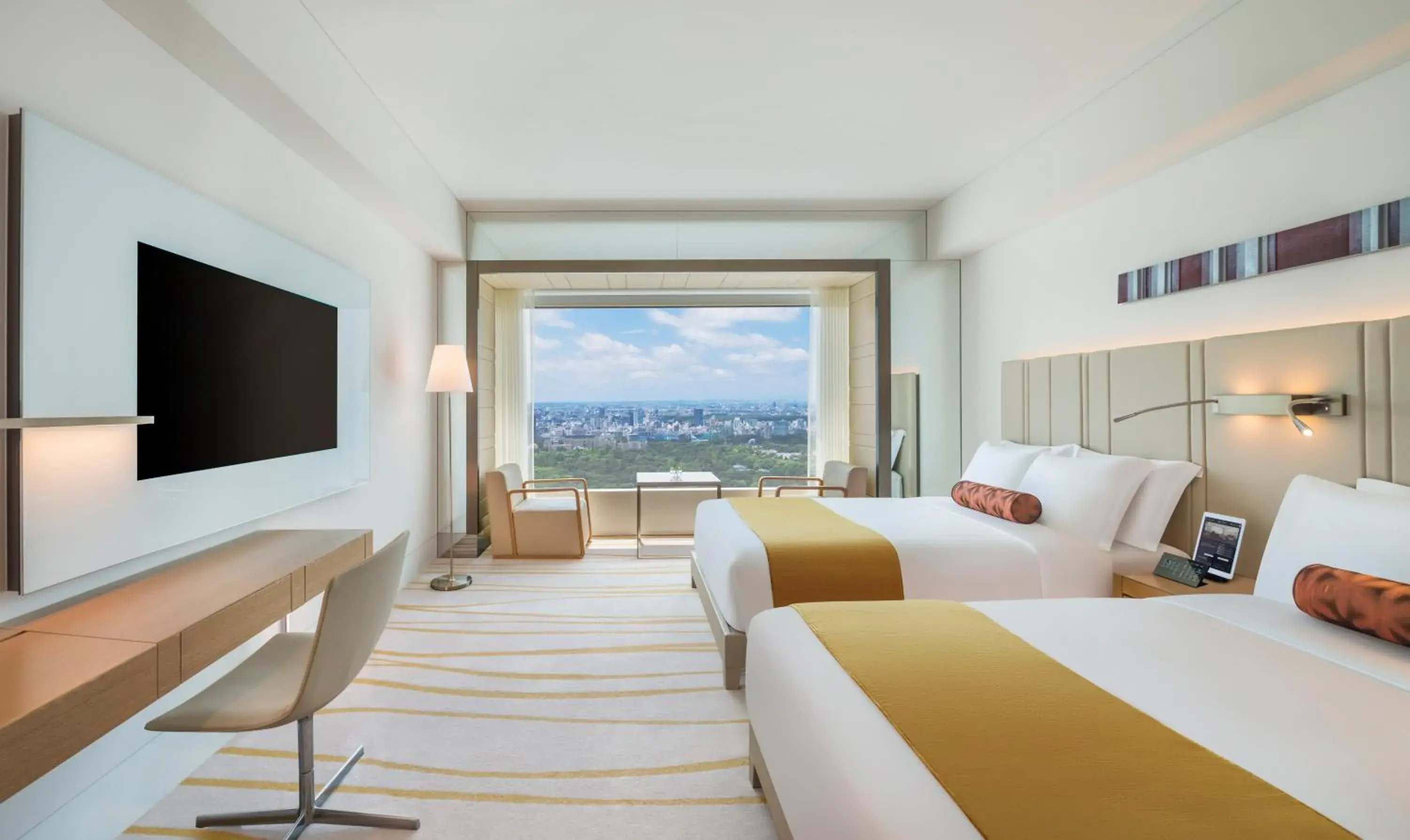 Day, Room Photo in The Prince Gallery Tokyo Kioicho, a Luxury Collection Hotel