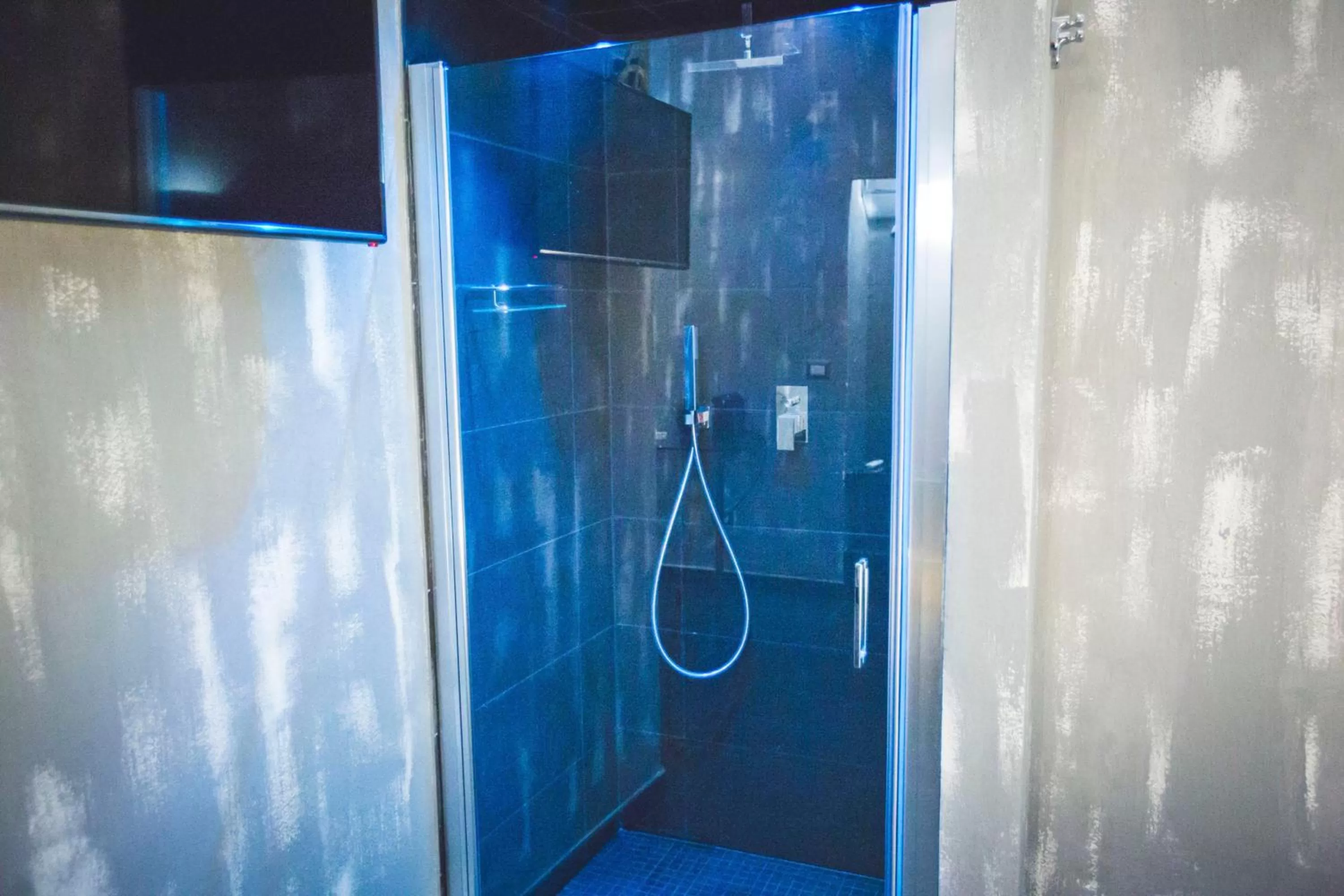 Shower, Bathroom in B&B Casa Diomede