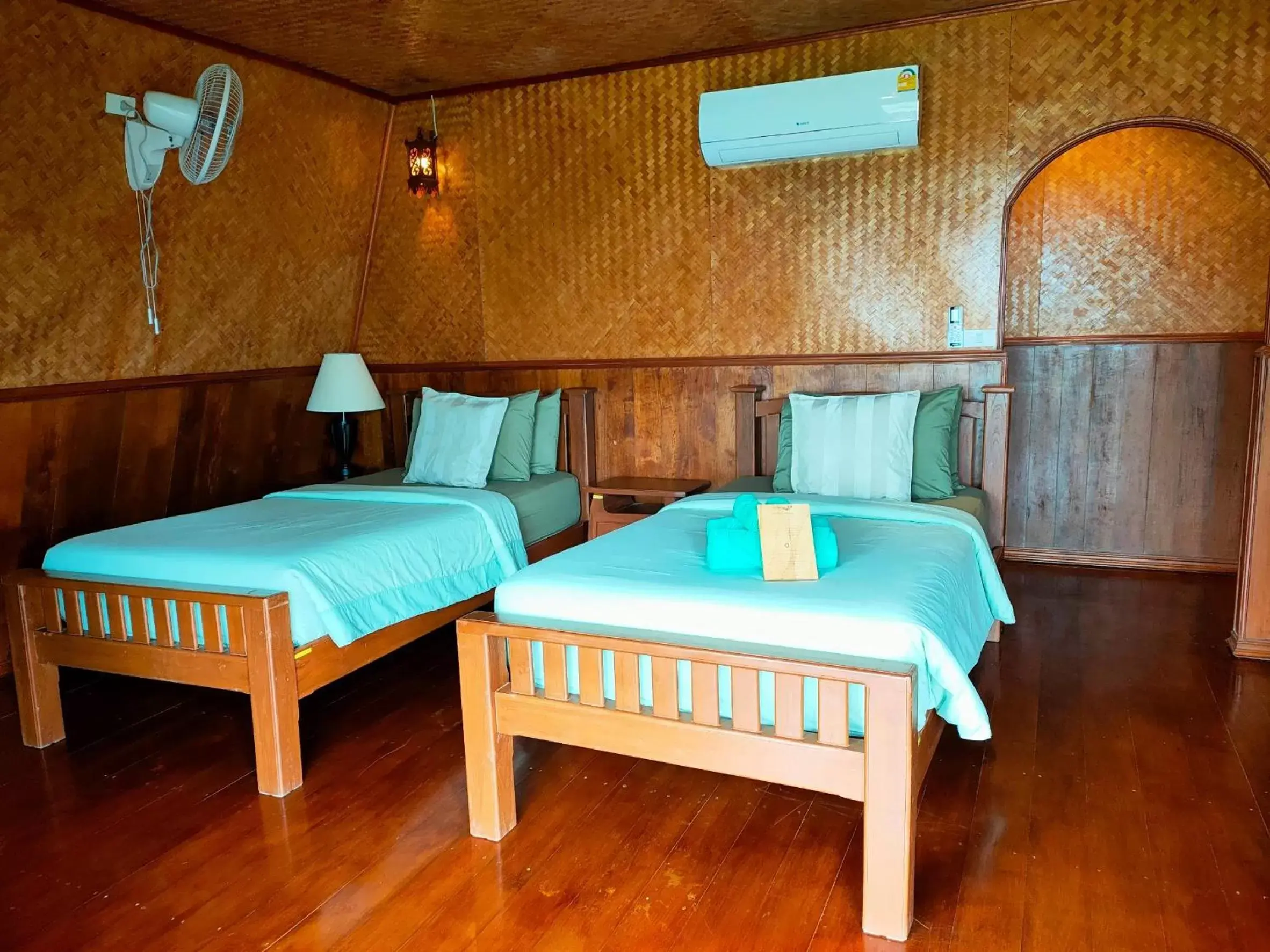 Property building, Bed in Koh Kood Beach Resort