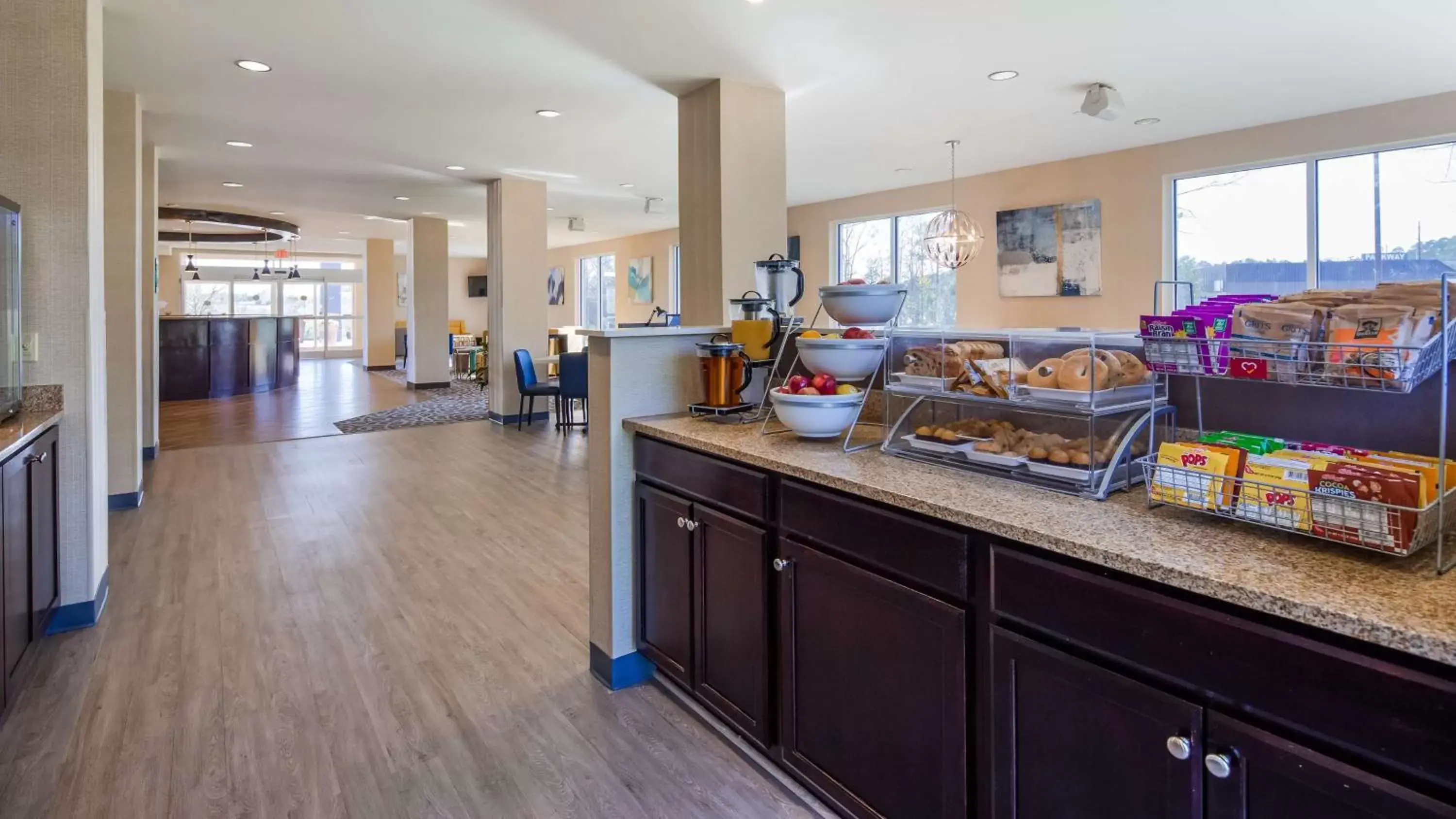 Restaurant/places to eat in Best Western Dothan Inn & Suites Restaurant/places to eat in Best Western Dothan Inn & Suites