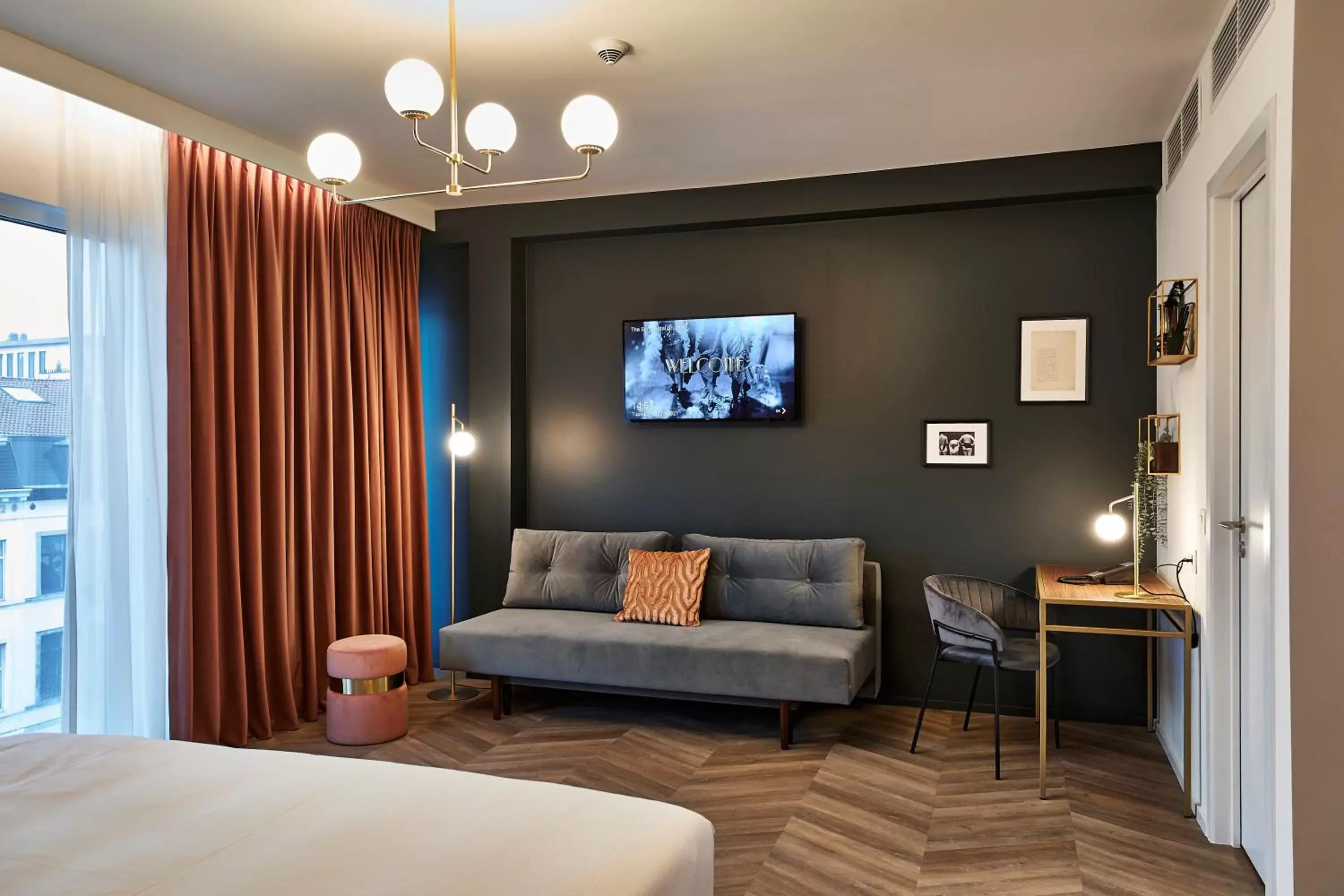 Bedroom, Seating Area in The Scott Hotel Brussels