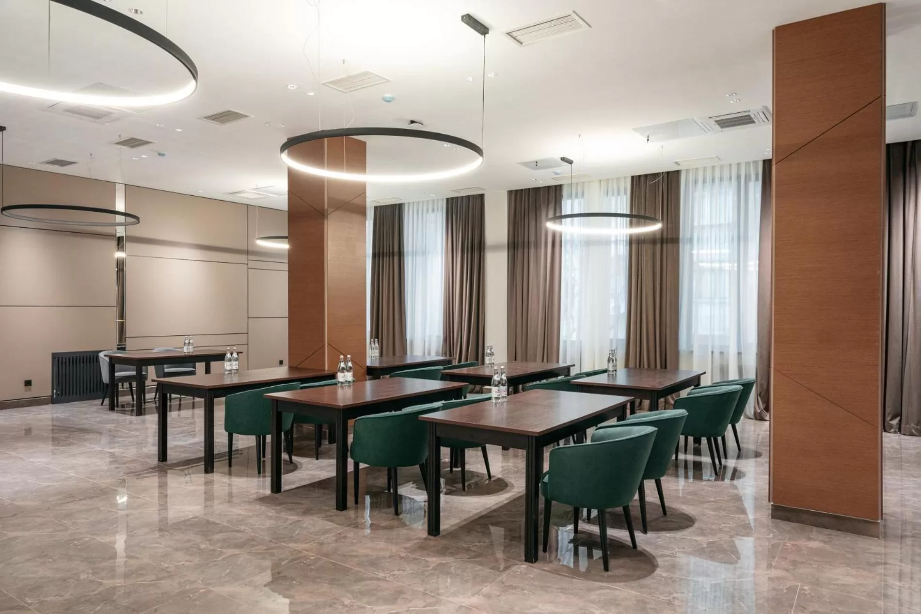 Meeting/conference room in Raavah Aparthotel