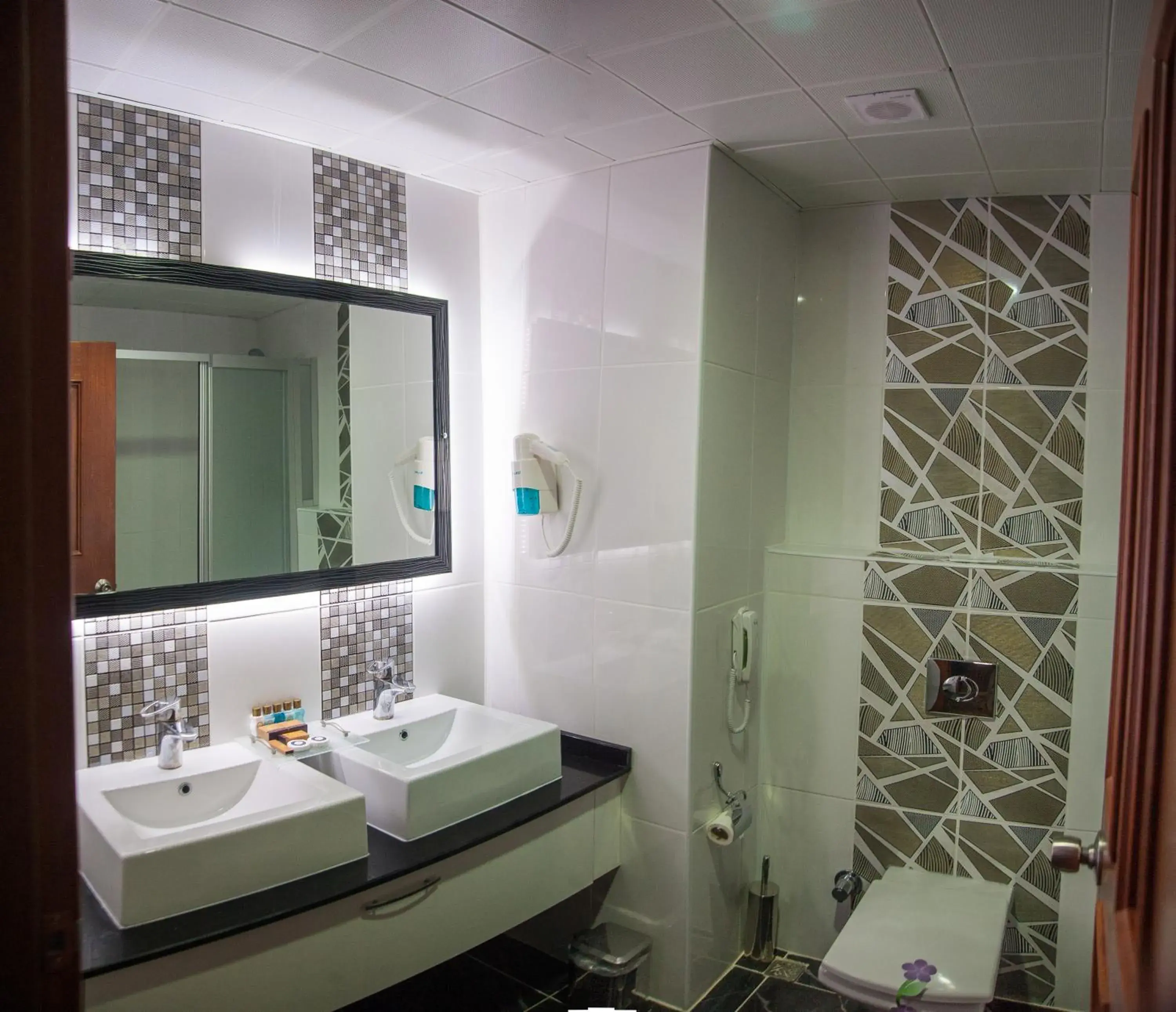 Standard Double or Twin Room in Grand Hotel & Convention Center Karaman Standard Double or Twin Room in Grand Hotel & Convention Center Karaman