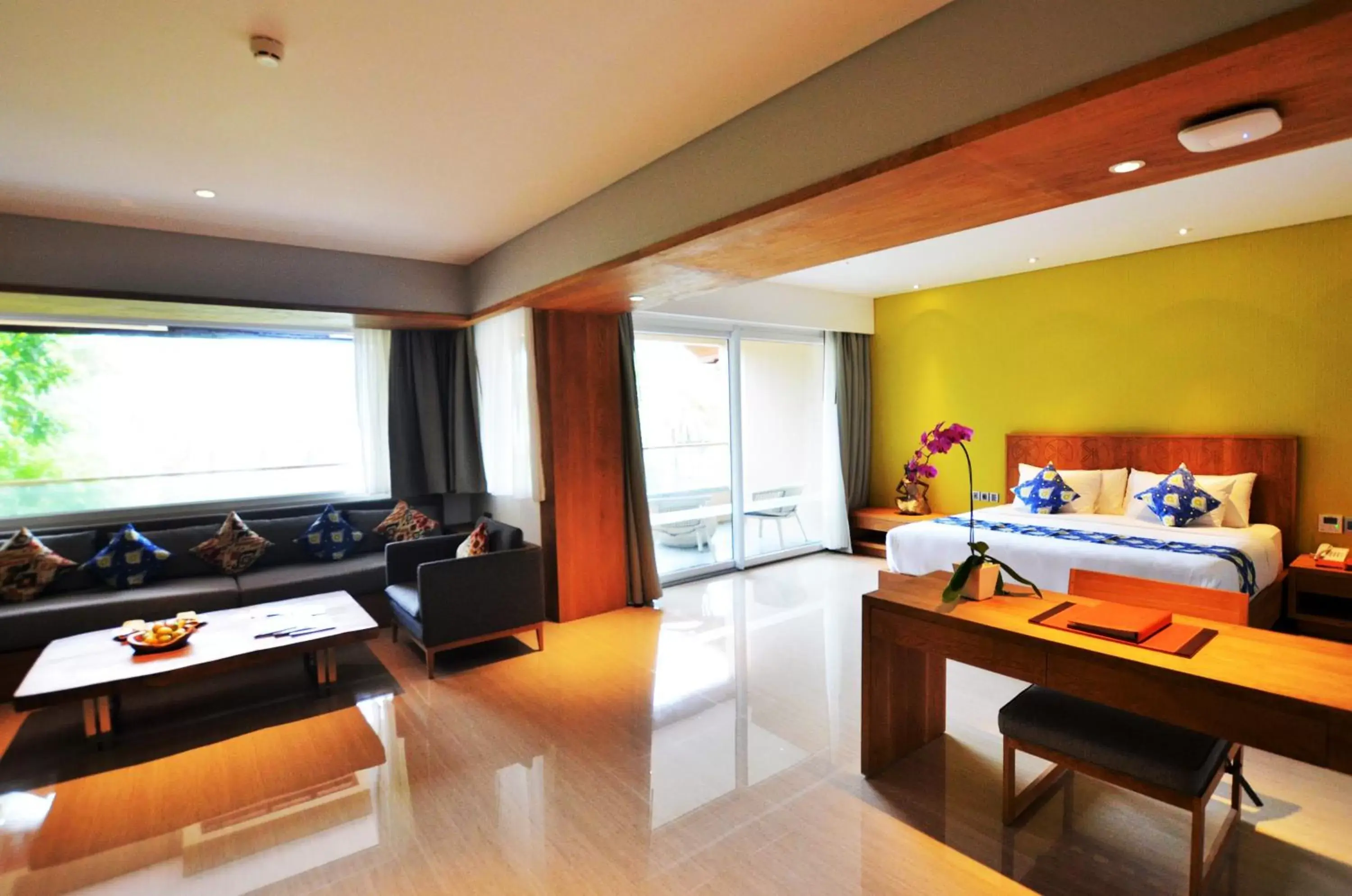 Living room in Hotel Nikko Bali Benoa Beach
