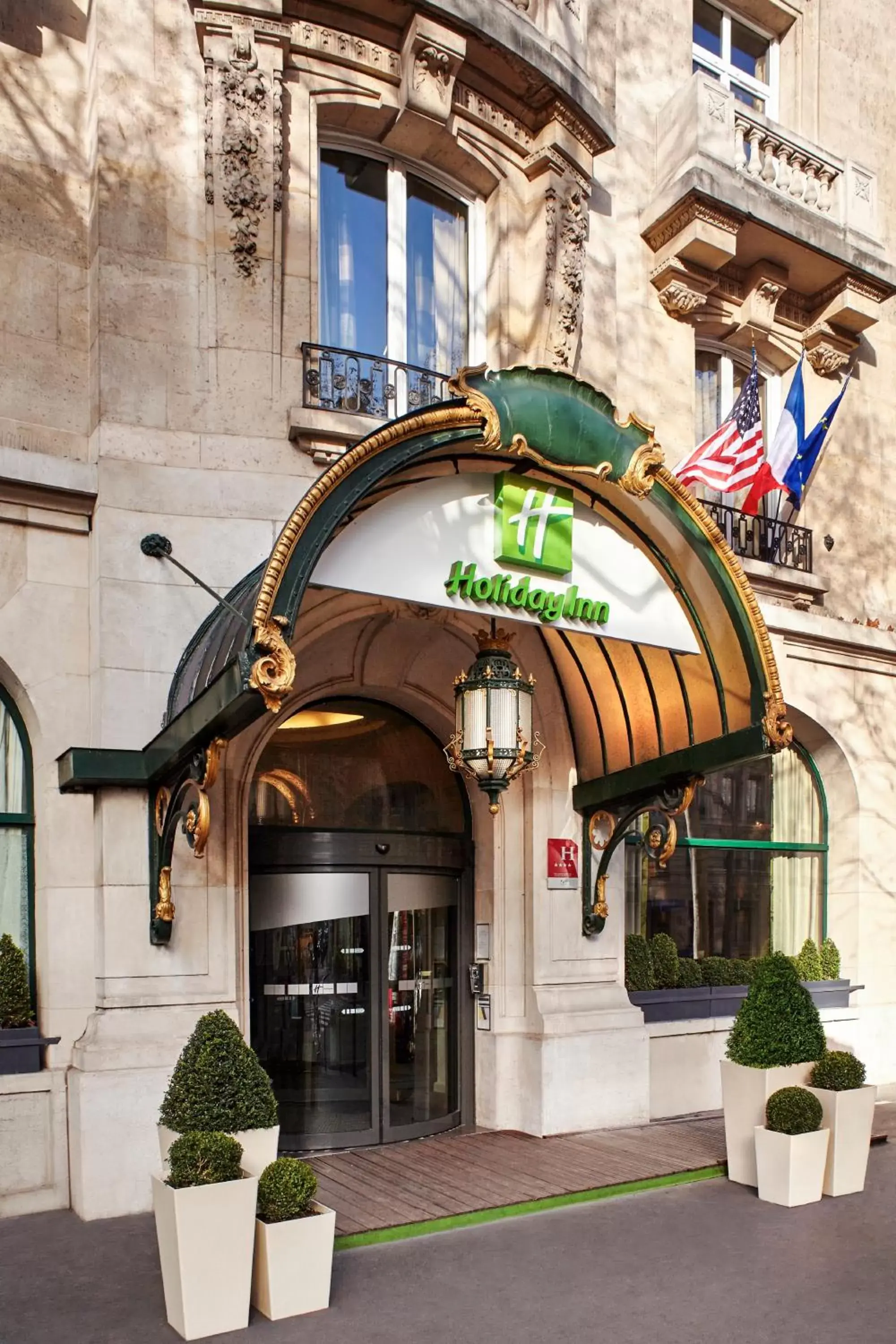 Property building in Holiday Inn Paris - Gare de Lyon Bastille, an IHG Hotel