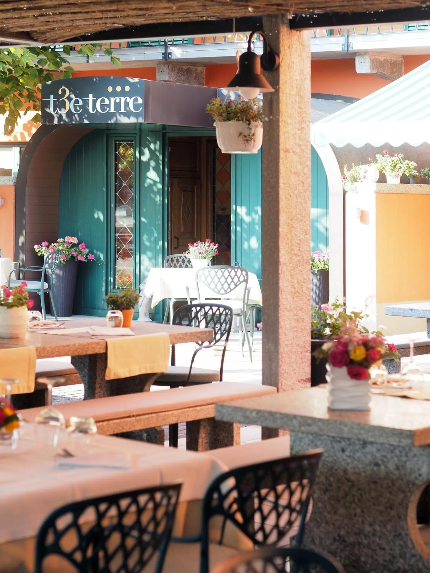 Facade/entrance in Charme Hotel Ristorante Tre Terre
