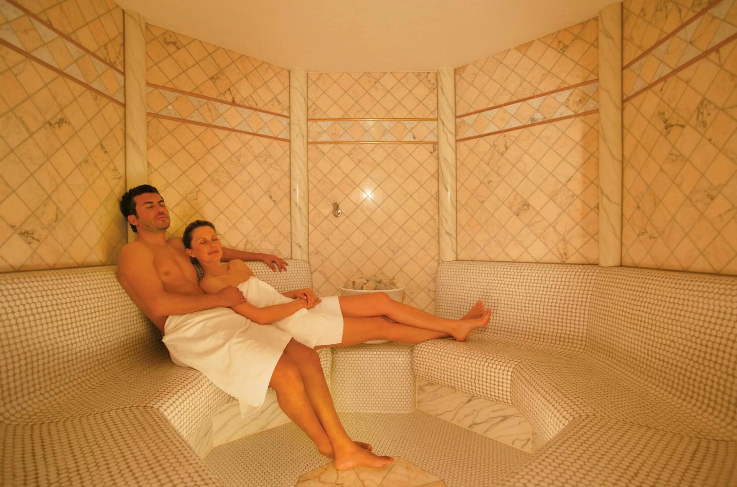 Spa and wellness centre/facilities in Hotel Alpen Residence