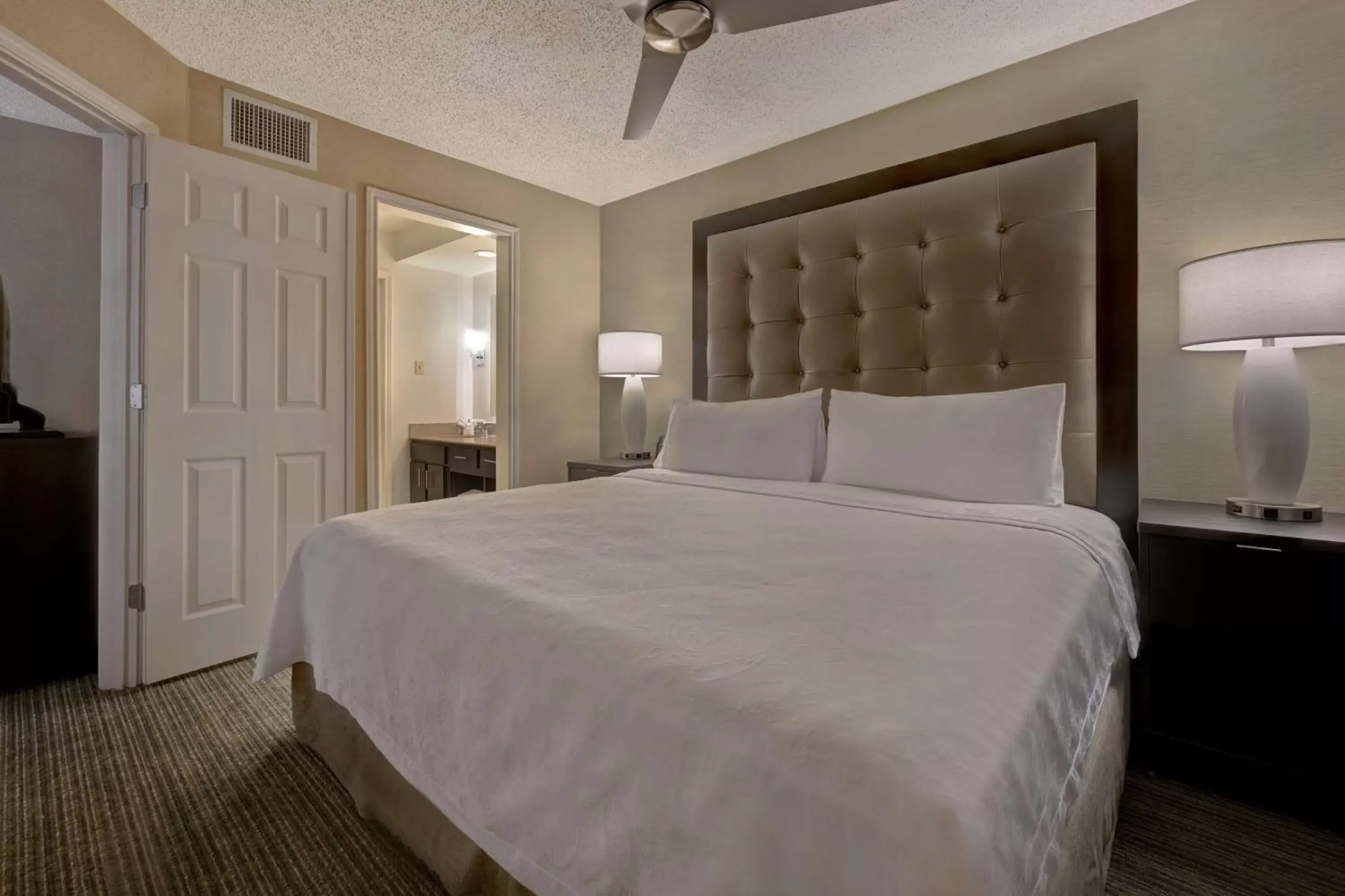 Bed in Homewood Suites by Hilton Boulder