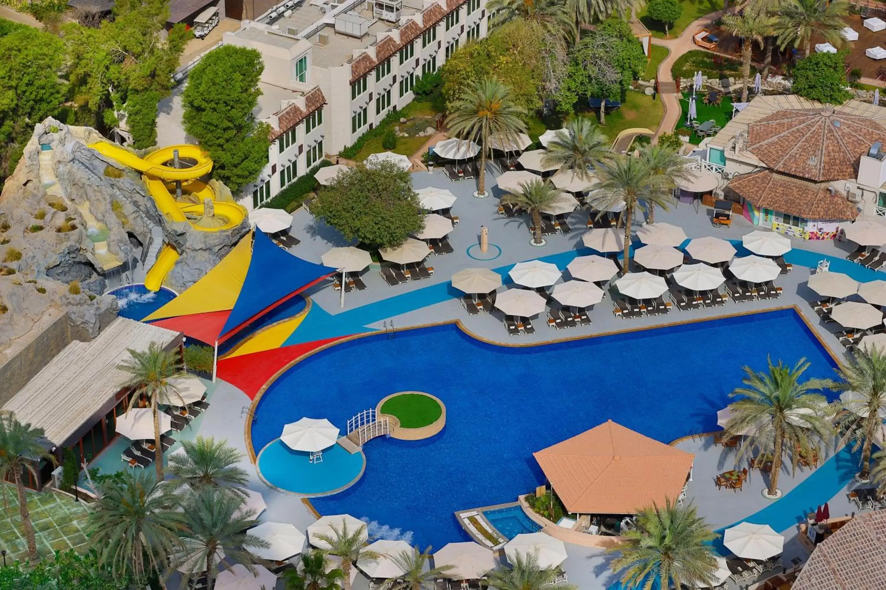 Swimming pool, Pool View in Habtoor Grand Resort, Autograph Collection