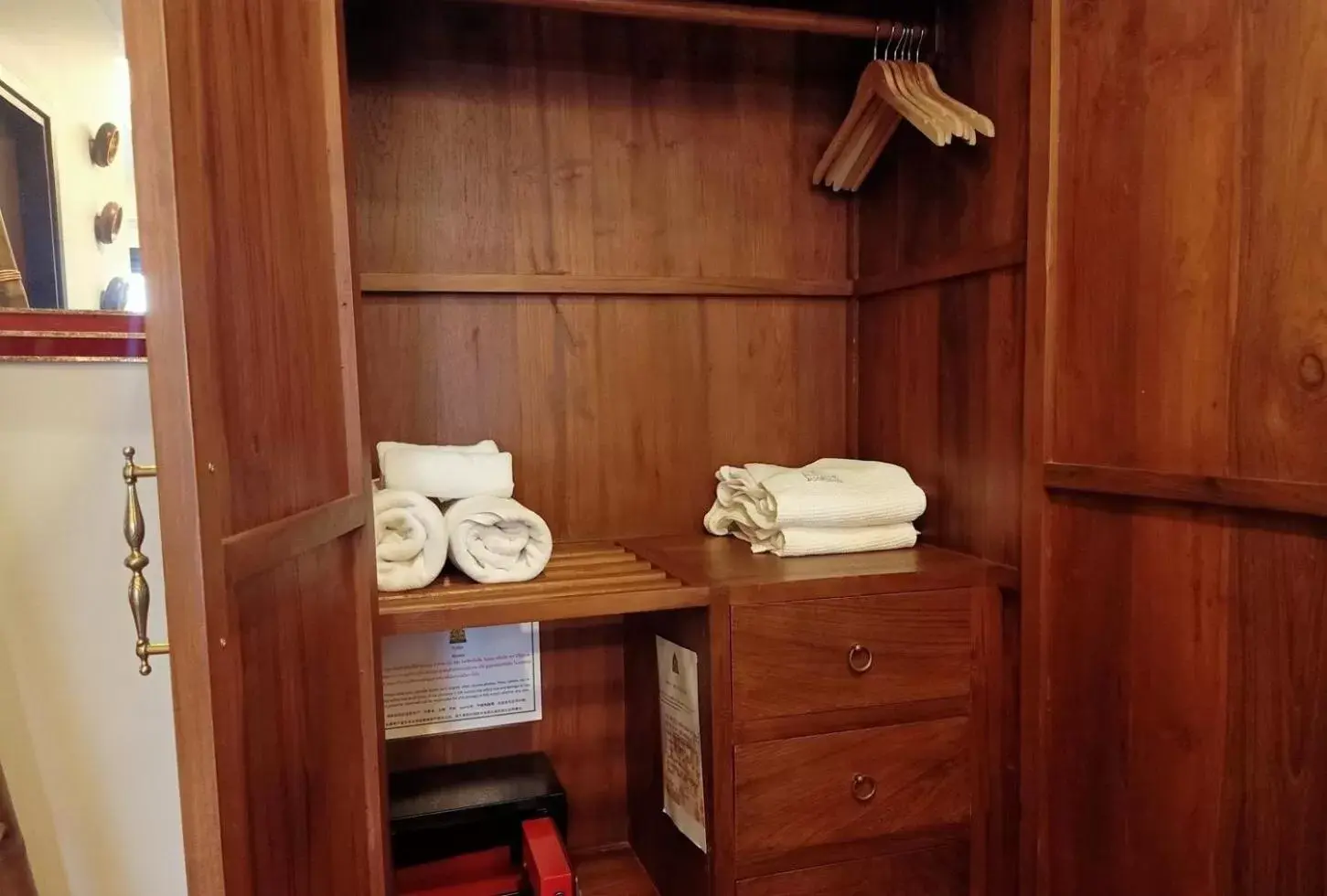 wardrobe, Bathroom in Viang Thapae Resort- SHA Extra Plus