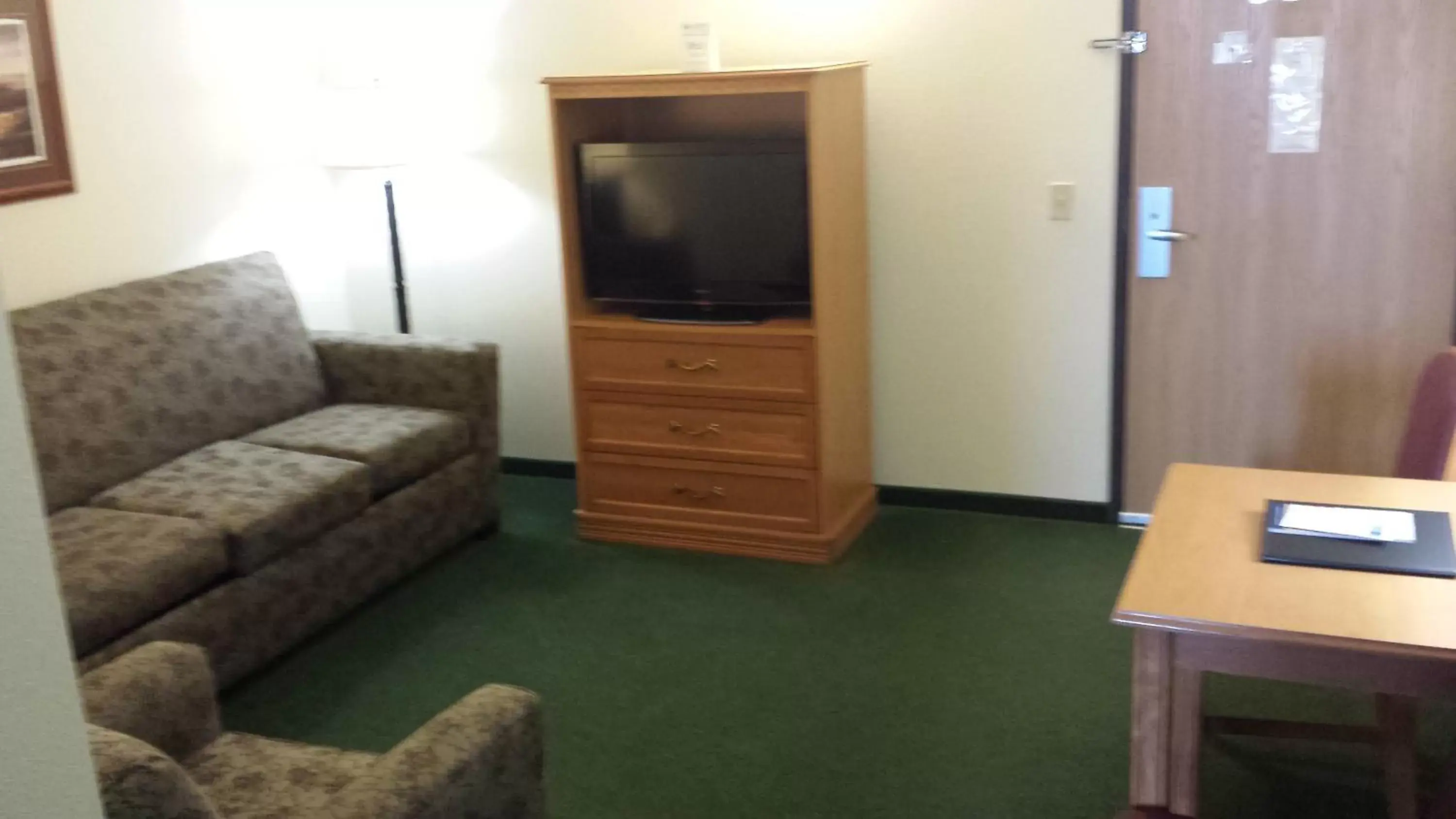 TV and multimedia, TV/Entertainment Center in AmericInn by Wyndham Madison SD