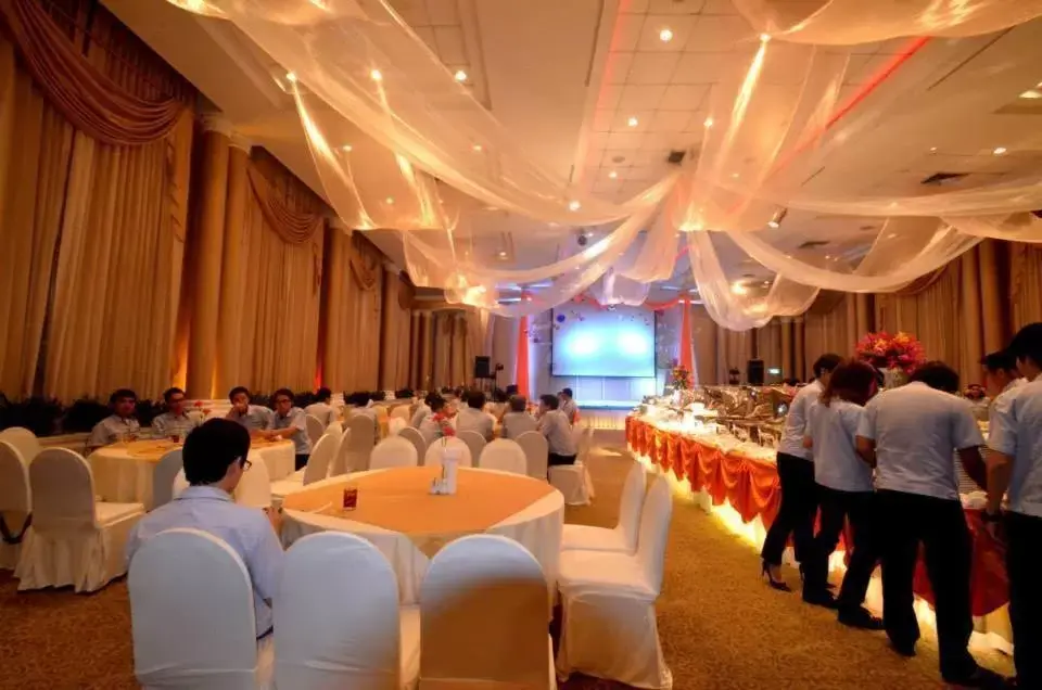 Meeting/conference room, Banquet Facilities in The City Hotel Sriracha by BBH Japan