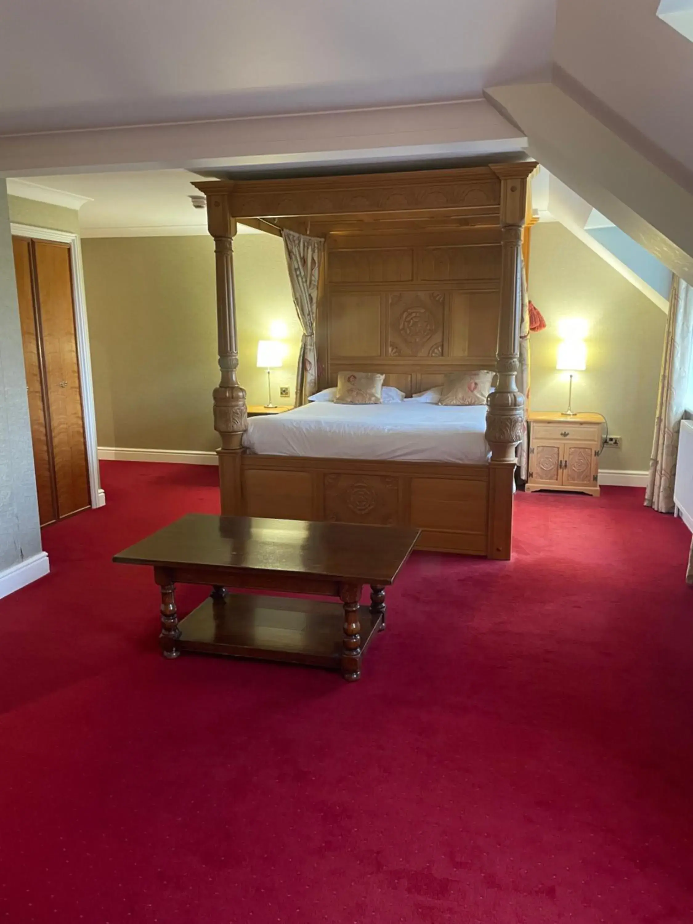 Bed in Woodbury Park Hotel & Spa