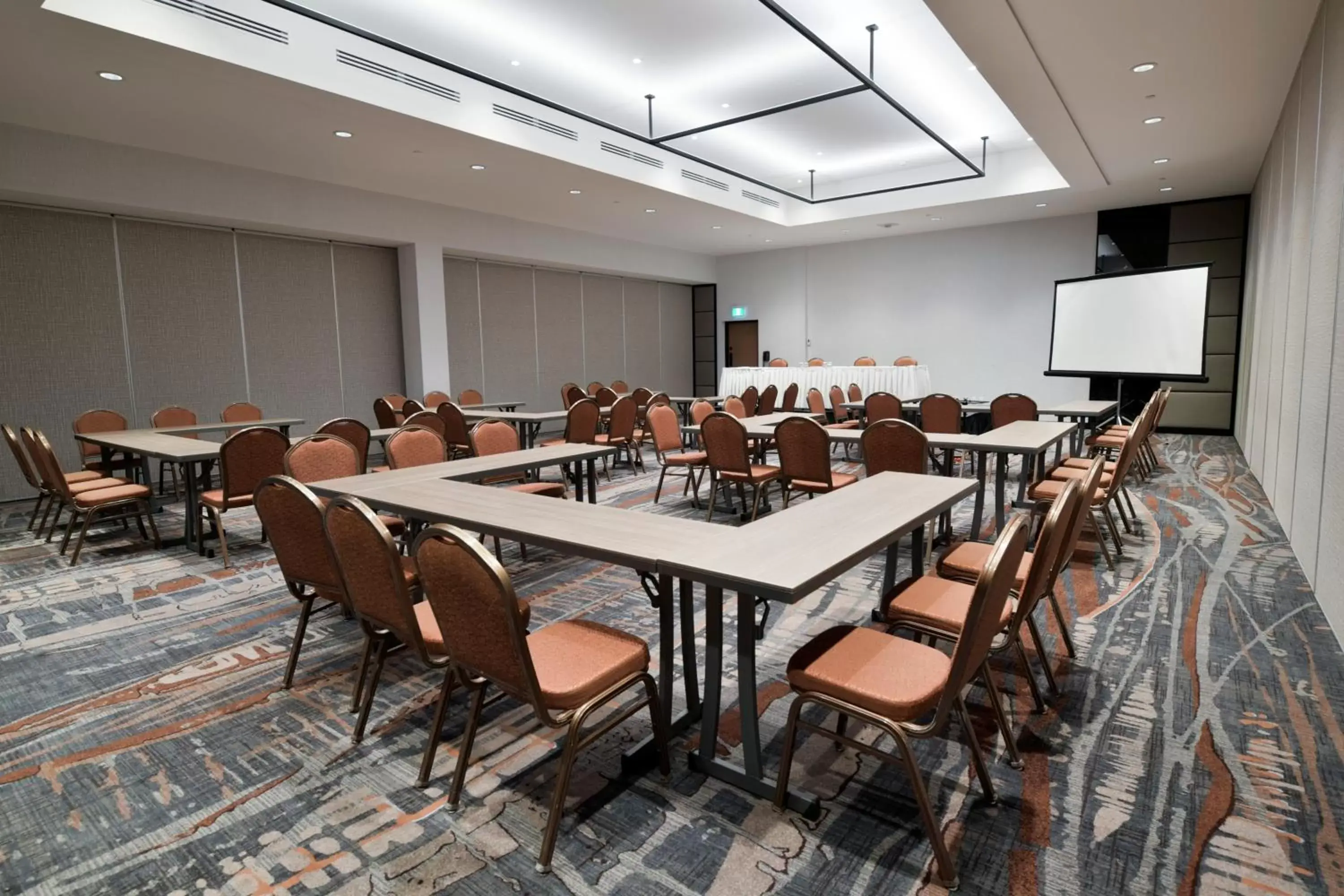 Meeting/conference room in Sheraton Laval Hotel