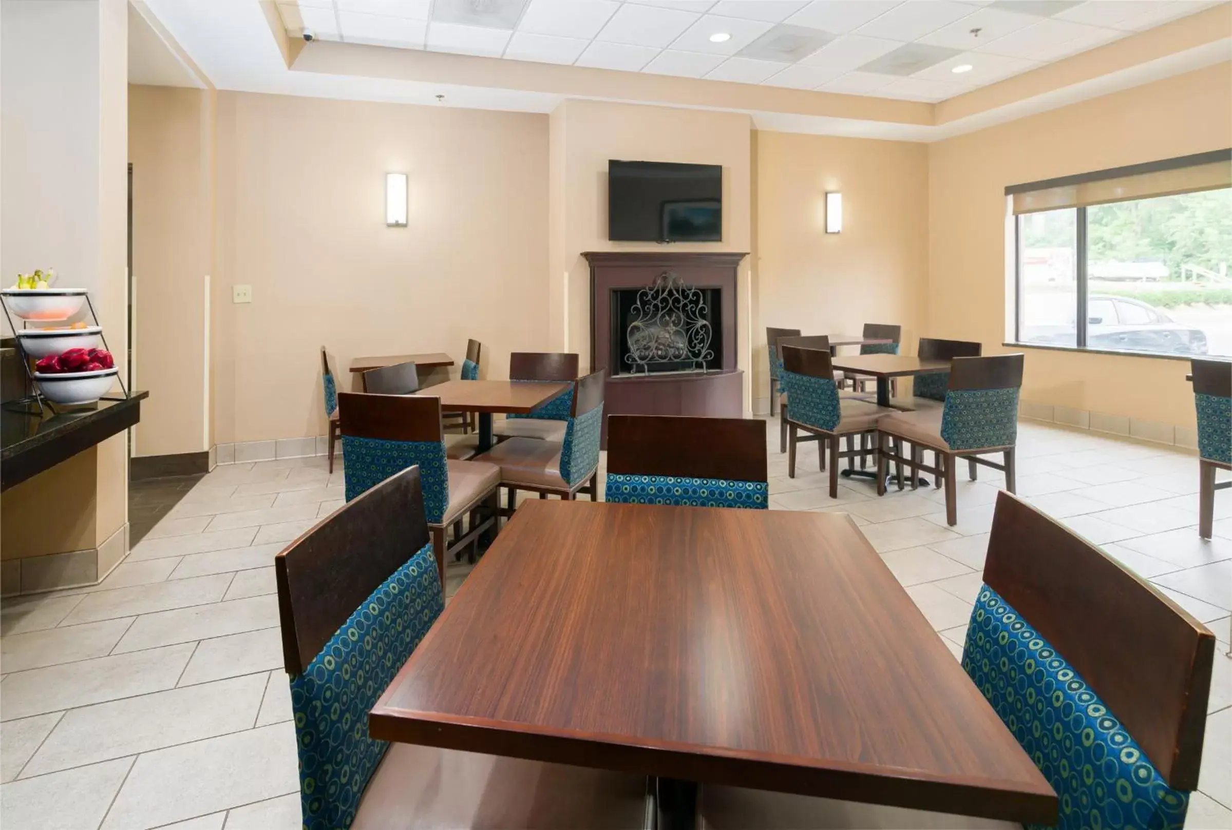 Dining Area in Comfort Inn & Suites - Fort Gordon