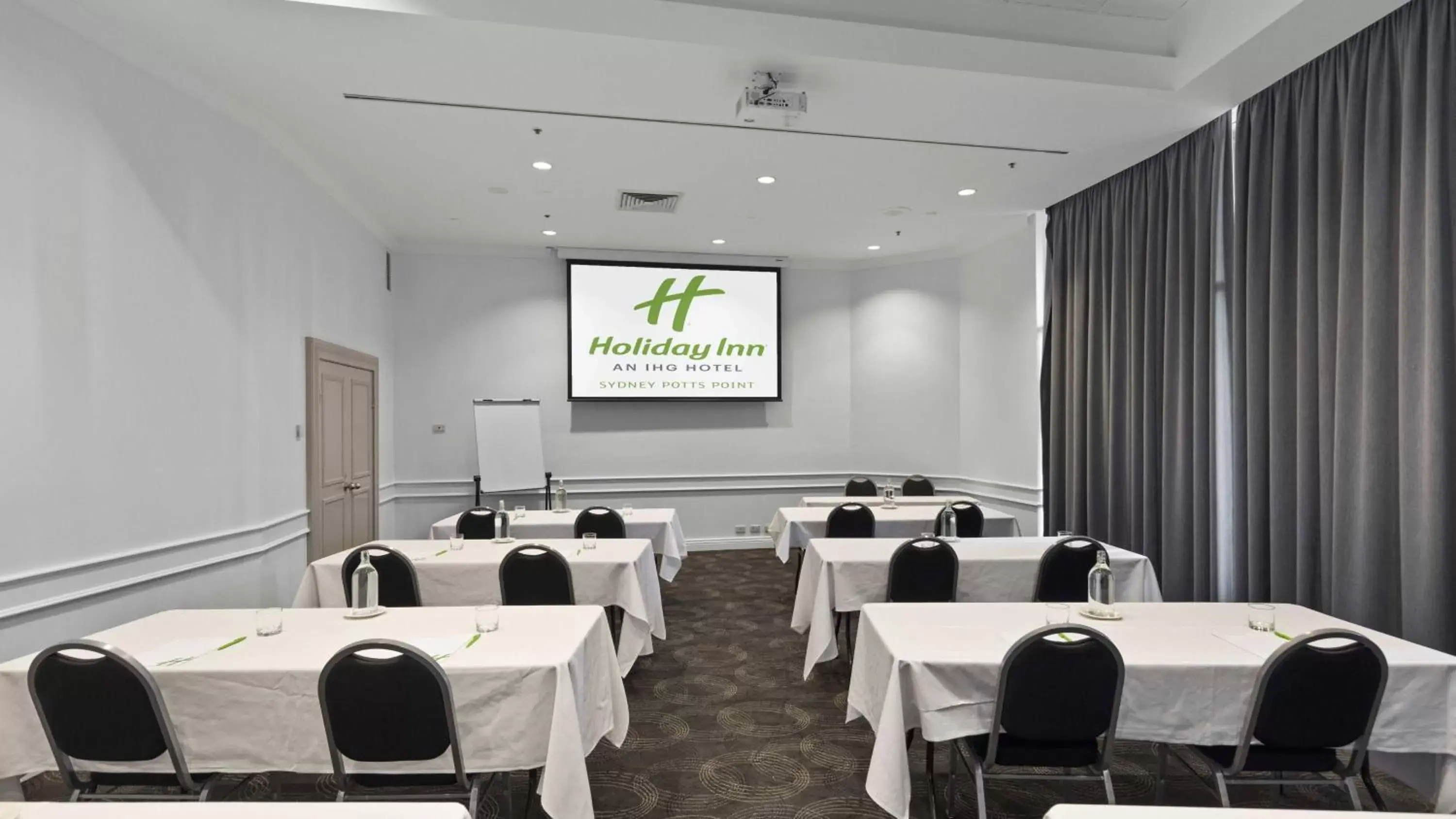 Meeting/conference room in Holiday Inn Sydney Potts Point