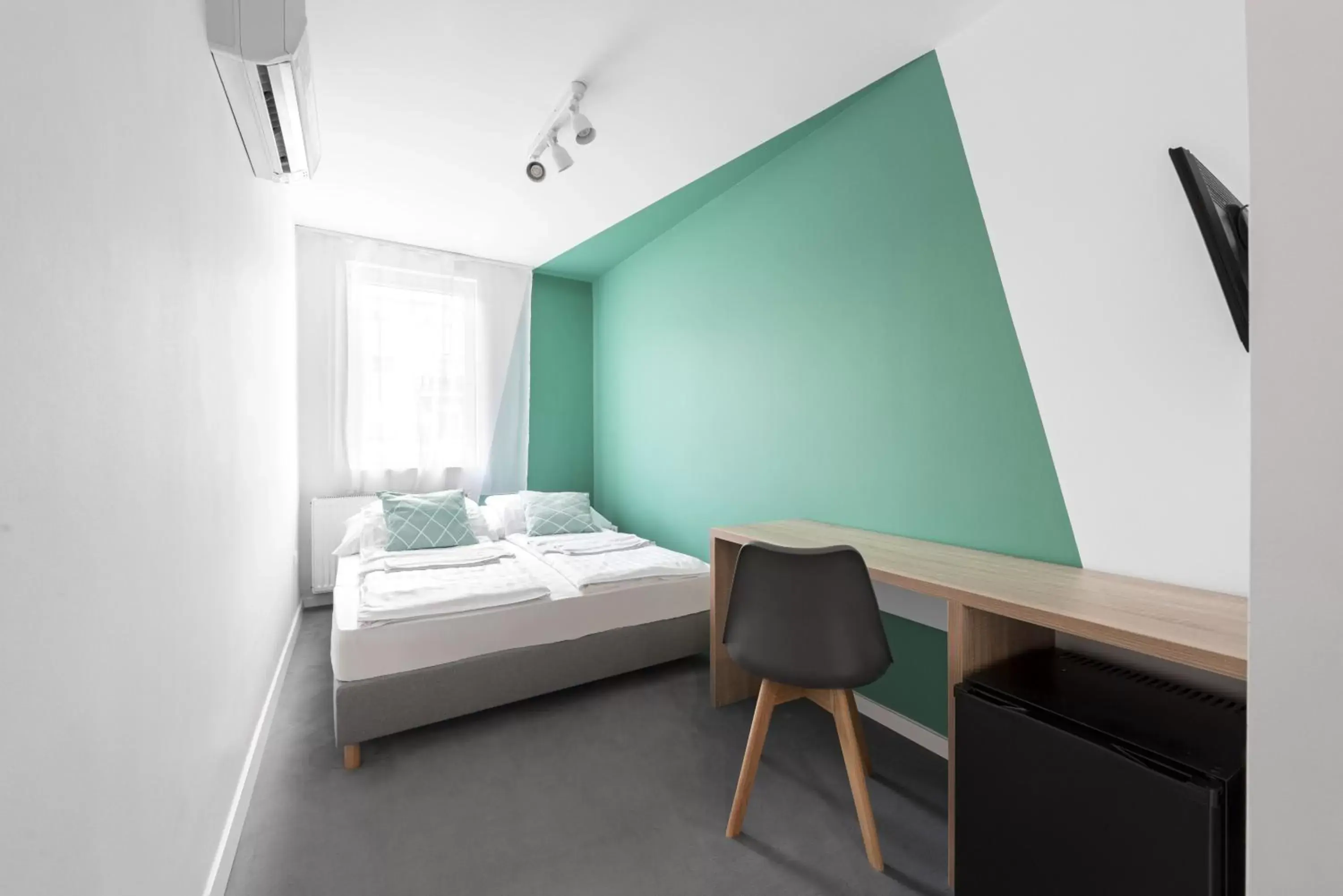 Bedroom, Bed in Chesscom Hotel Bedroom, Bed in Chesscom Hotel