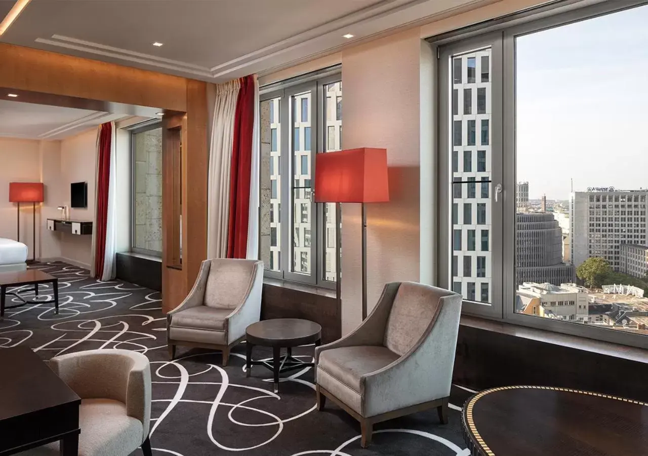 Living room, Seating Area in Waldorf Astoria Berlin