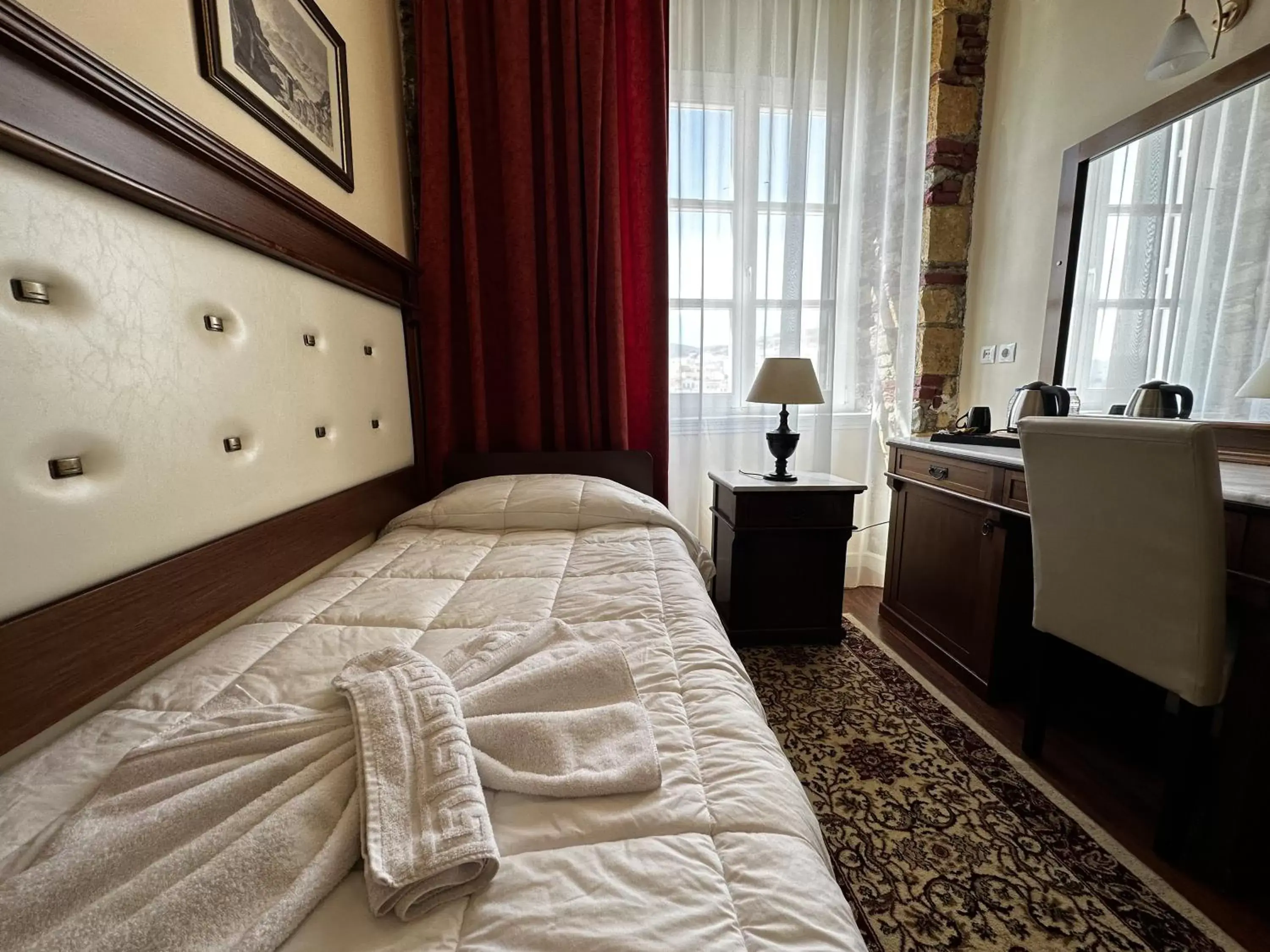 Bed in Hotel Aktaion Syros