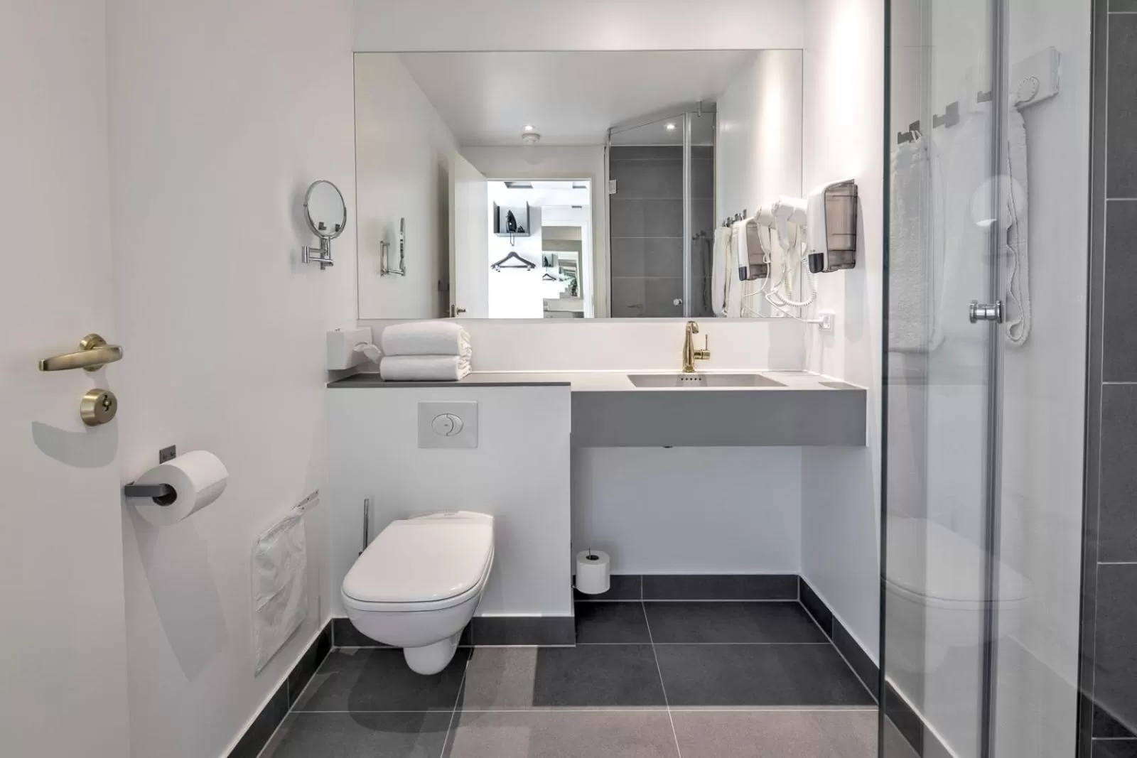 Shower in KOMPAS Hotel Aalborg