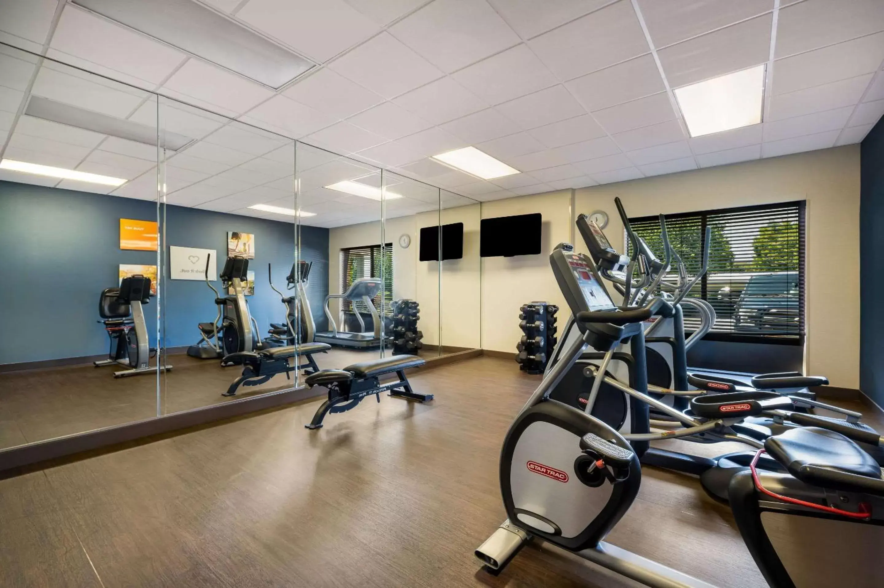 Fitness centre/facilities, Fitness Center/Facilities in Comfort Suites Northlake