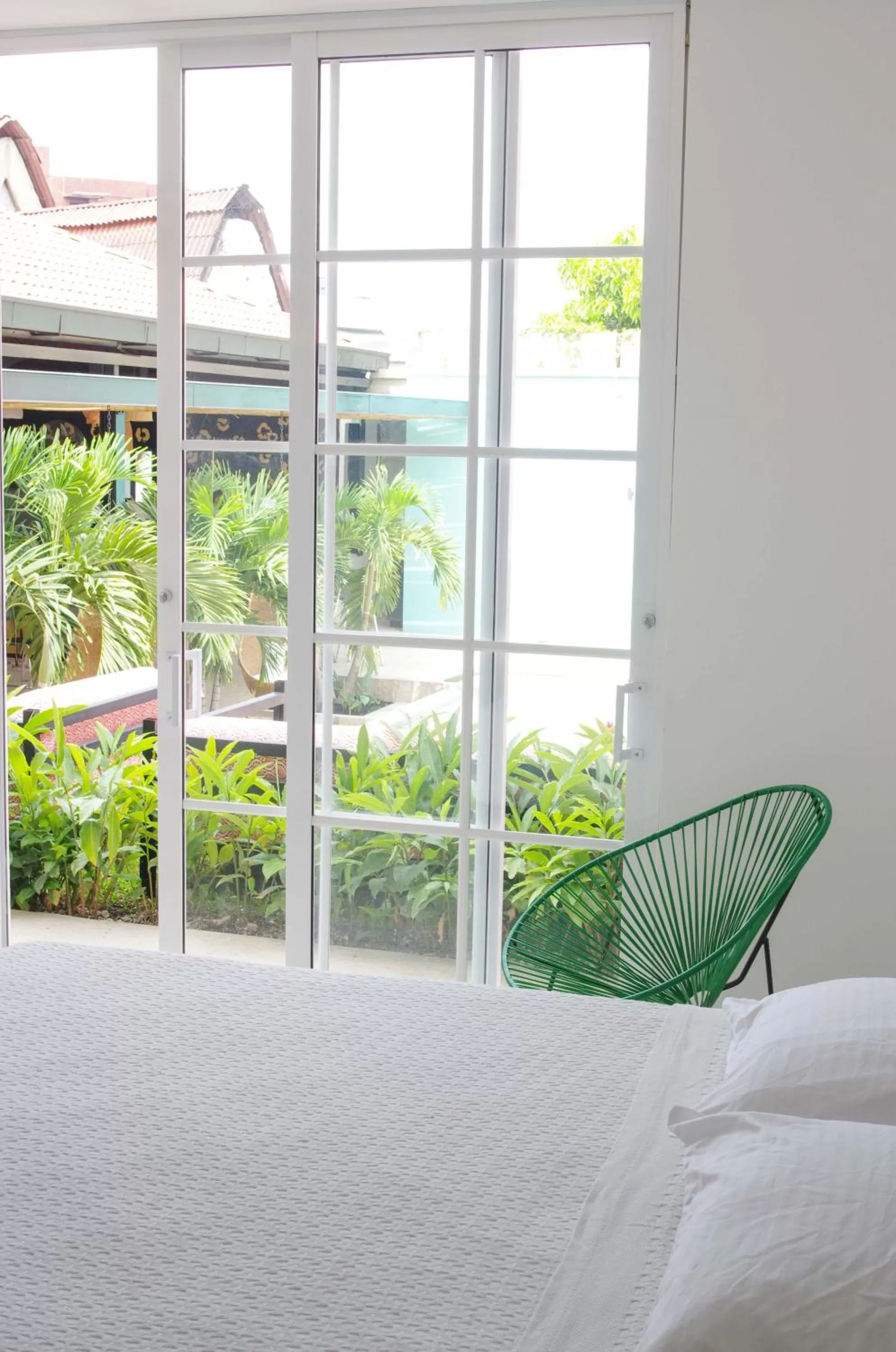 Pool view, Bed in Rossa Palma