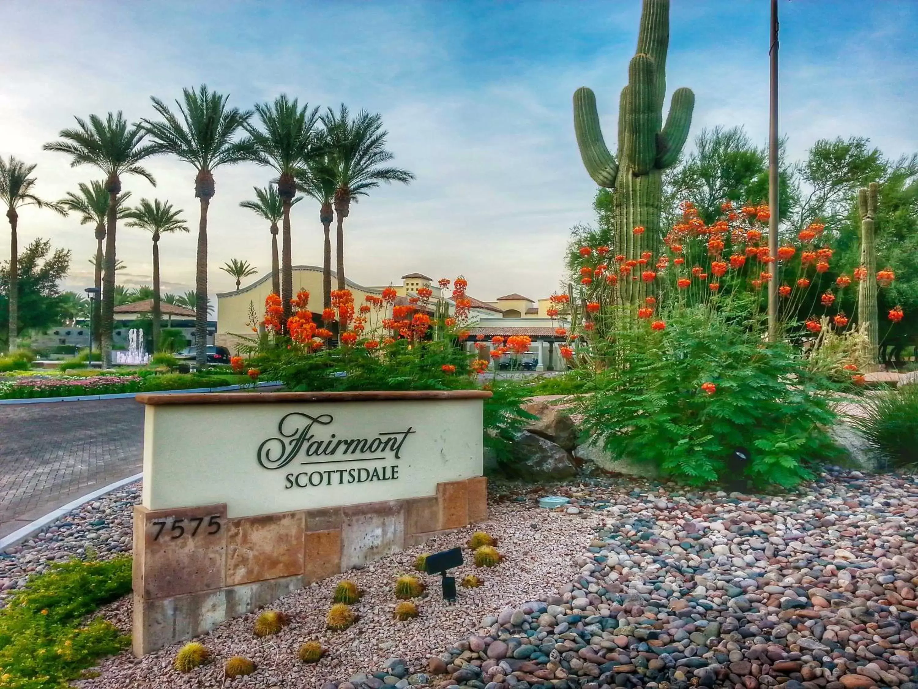 Facade/entrance in Fairmont Scottsdale Princess