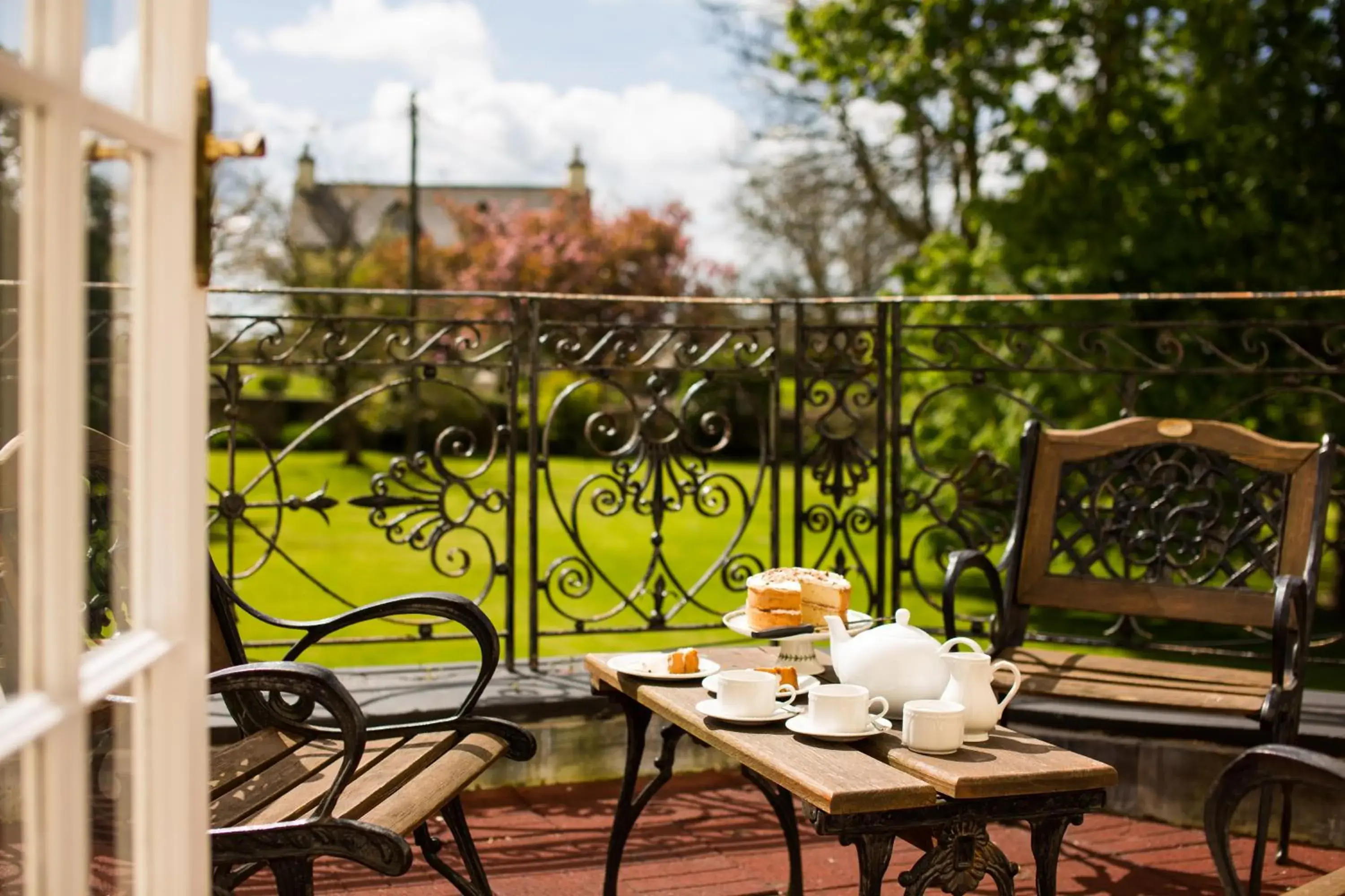 Patio in Portclew House